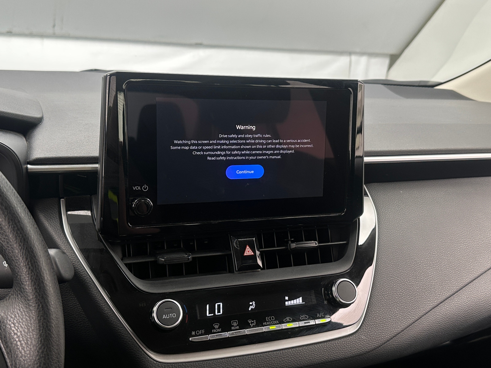 Thumbnail: 2025 Toyota Corolla - 4