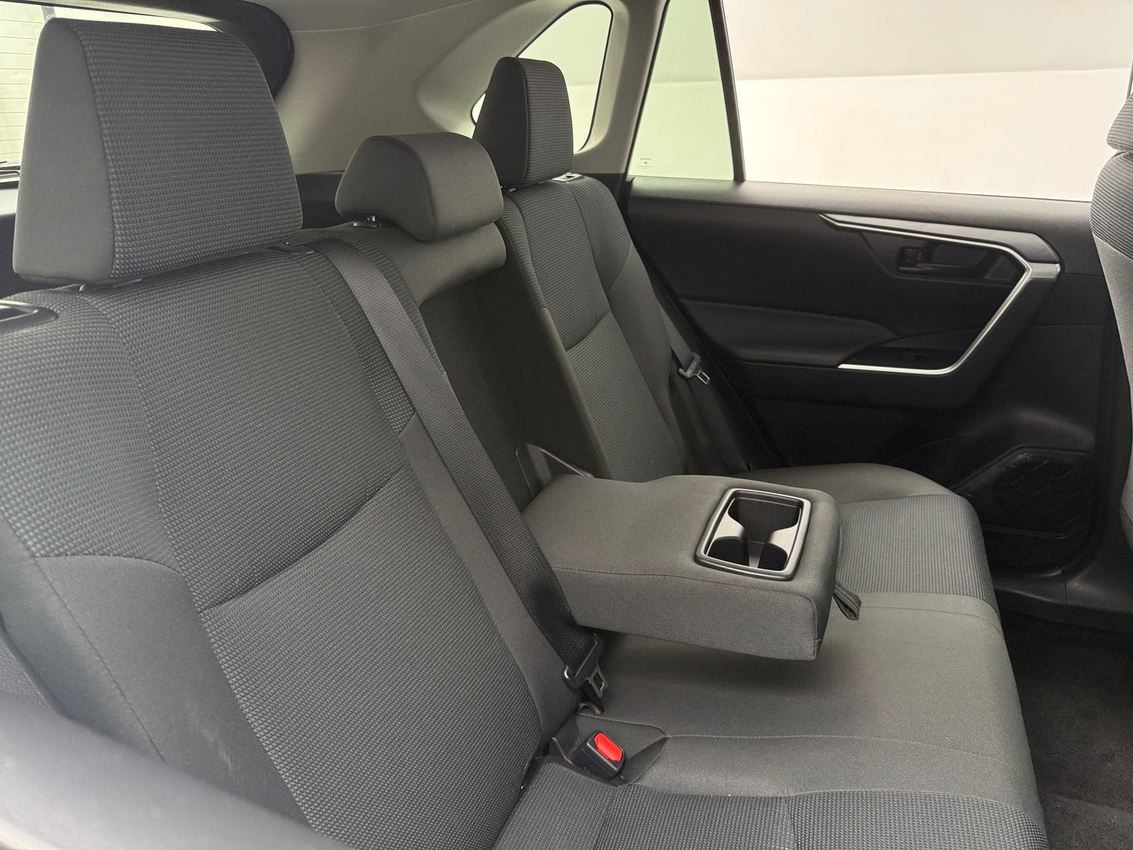 Thumbnail: 2025 Toyota RAV4 - 6