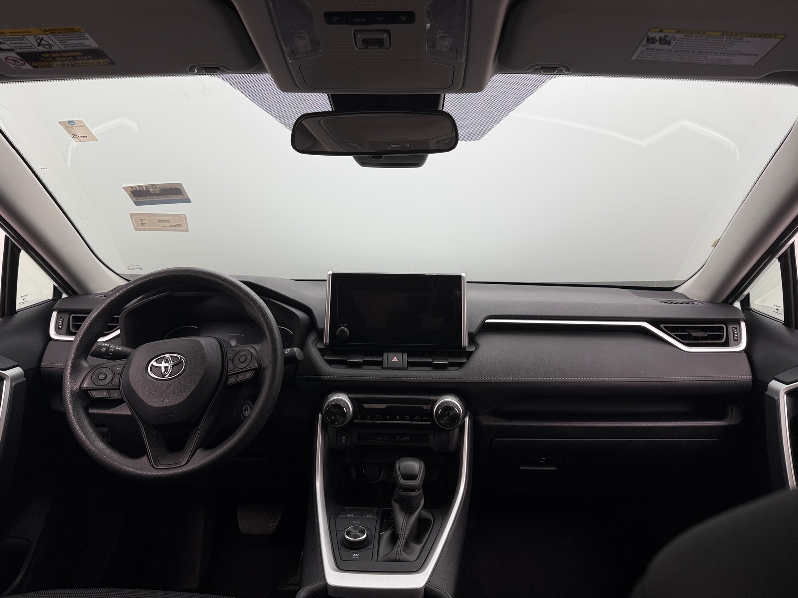 Thumbnail: 2025 Toyota RAV4 - 3