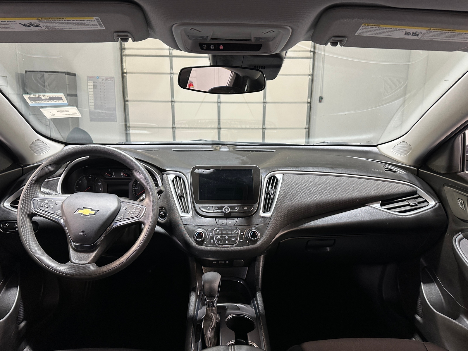 Thumbnail: 2023 Chevrolet Malibu - 3