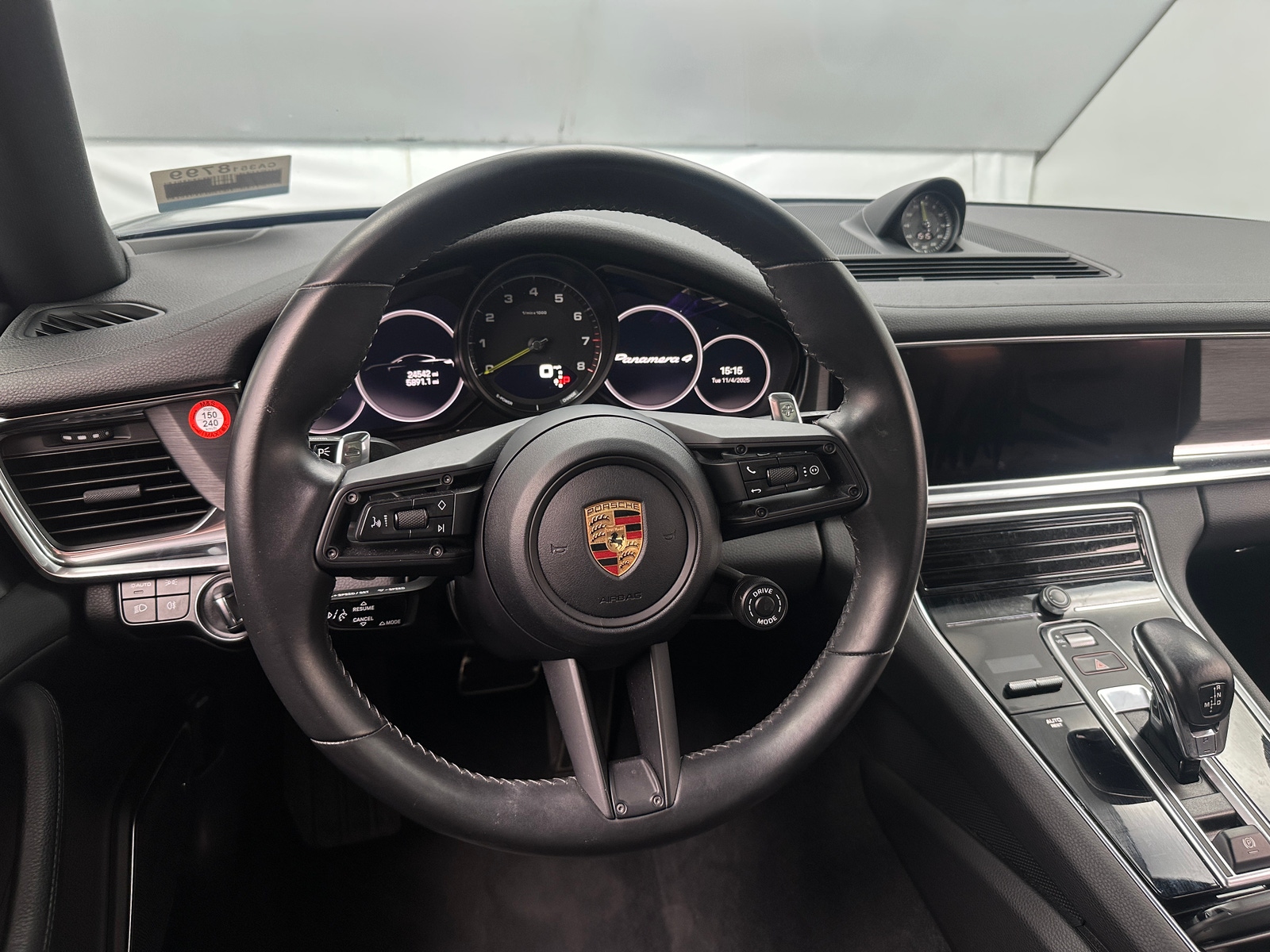 Thumbnail: 2022 Porsche Panamera - 4