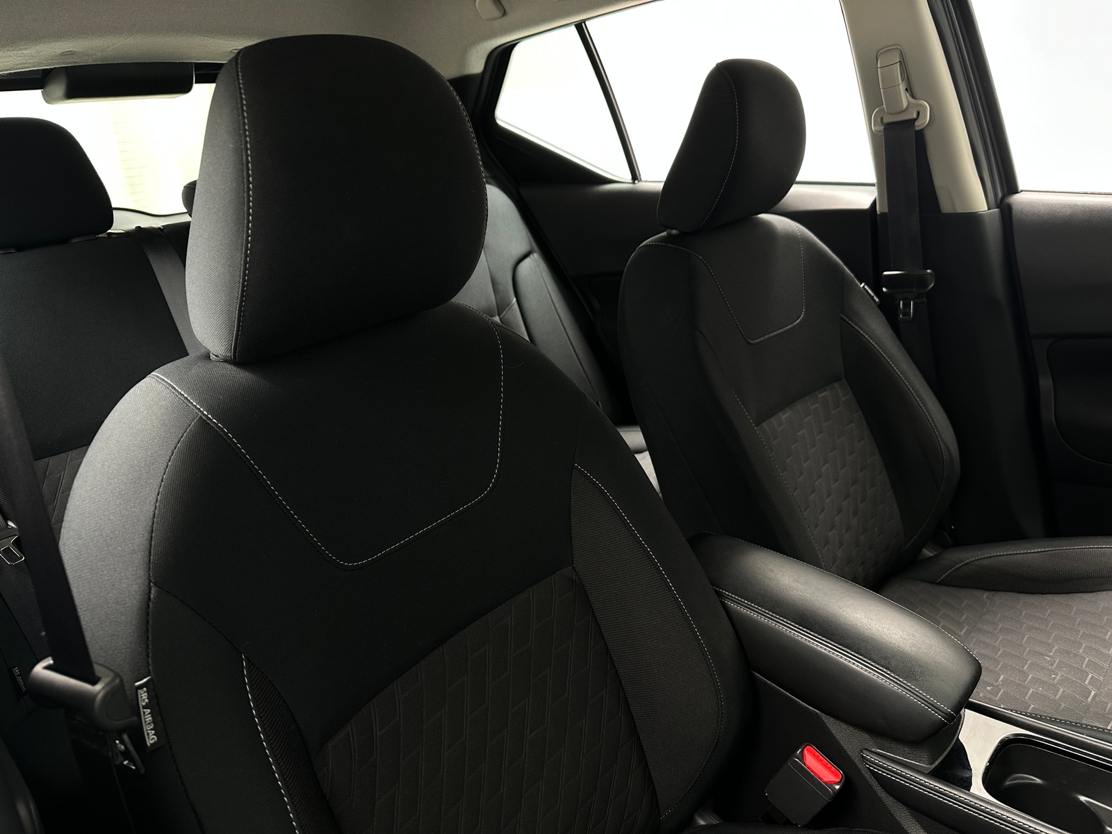 Thumbnail: 2023 Nissan Kicks - 2