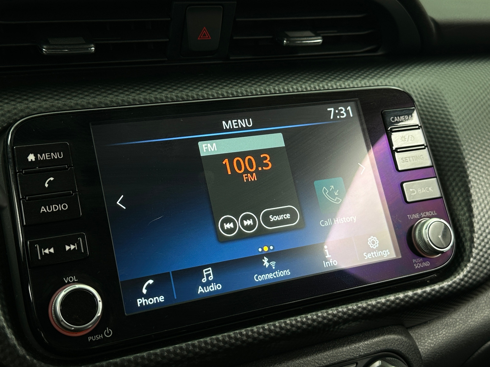 Thumbnail: 2023 Nissan Kicks - 4