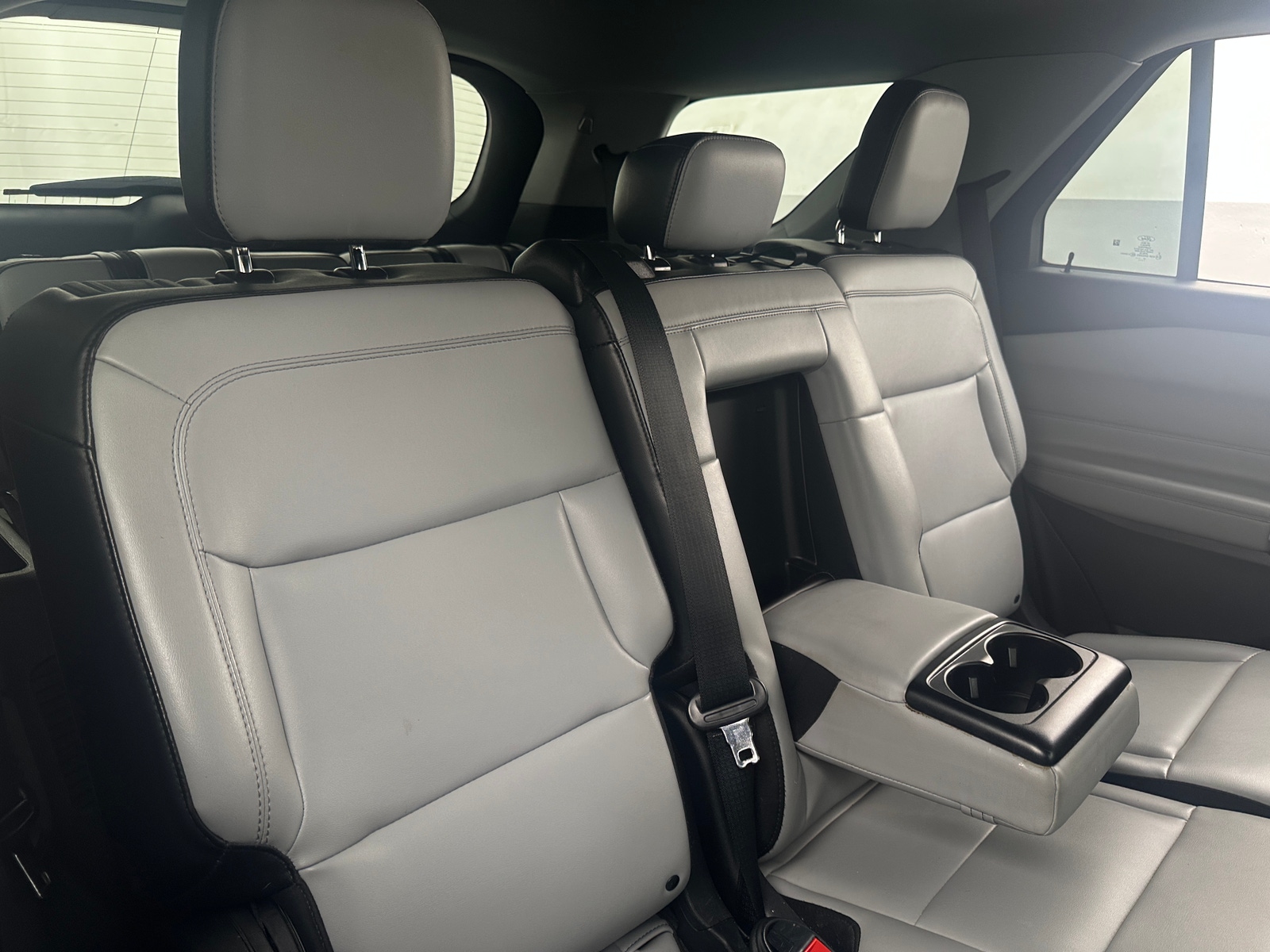 Thumbnail: 2021 Ford Explorer - 6