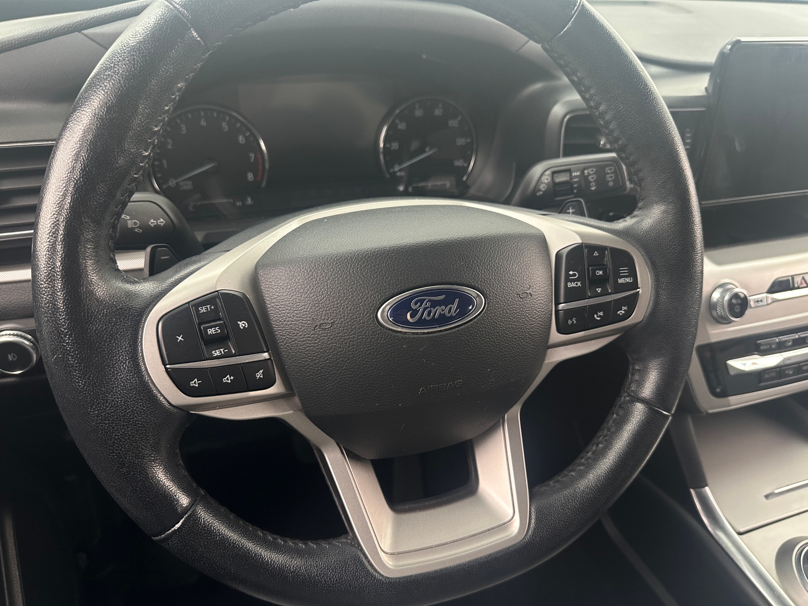 Thumbnail: 2021 Ford Explorer - 5