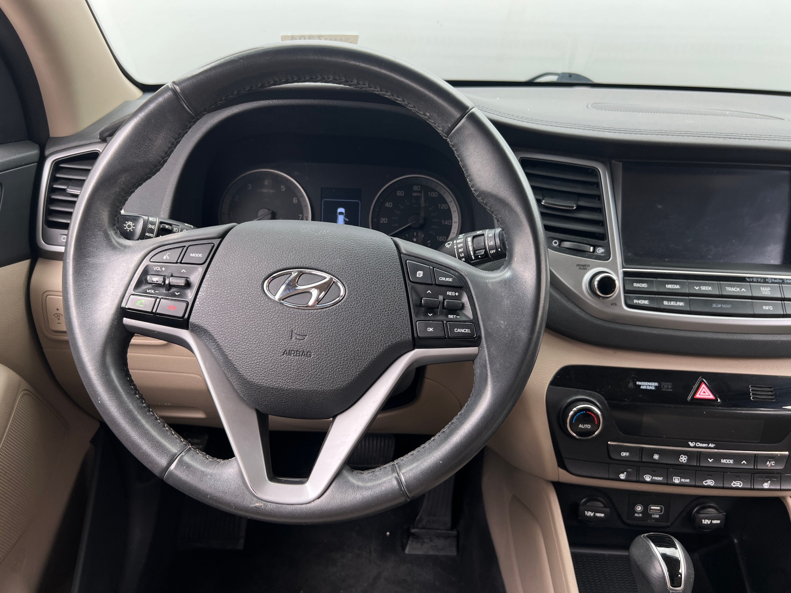 Thumbnail: 2017 Hyundai Tucson - 4