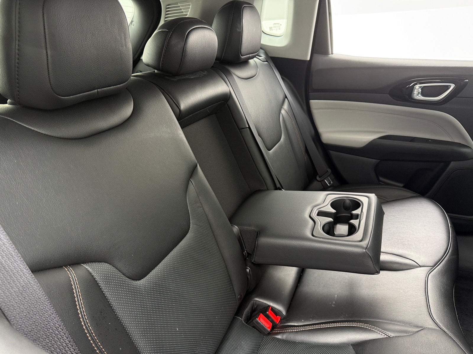 Thumbnail: 2022 Jeep Compass - 5