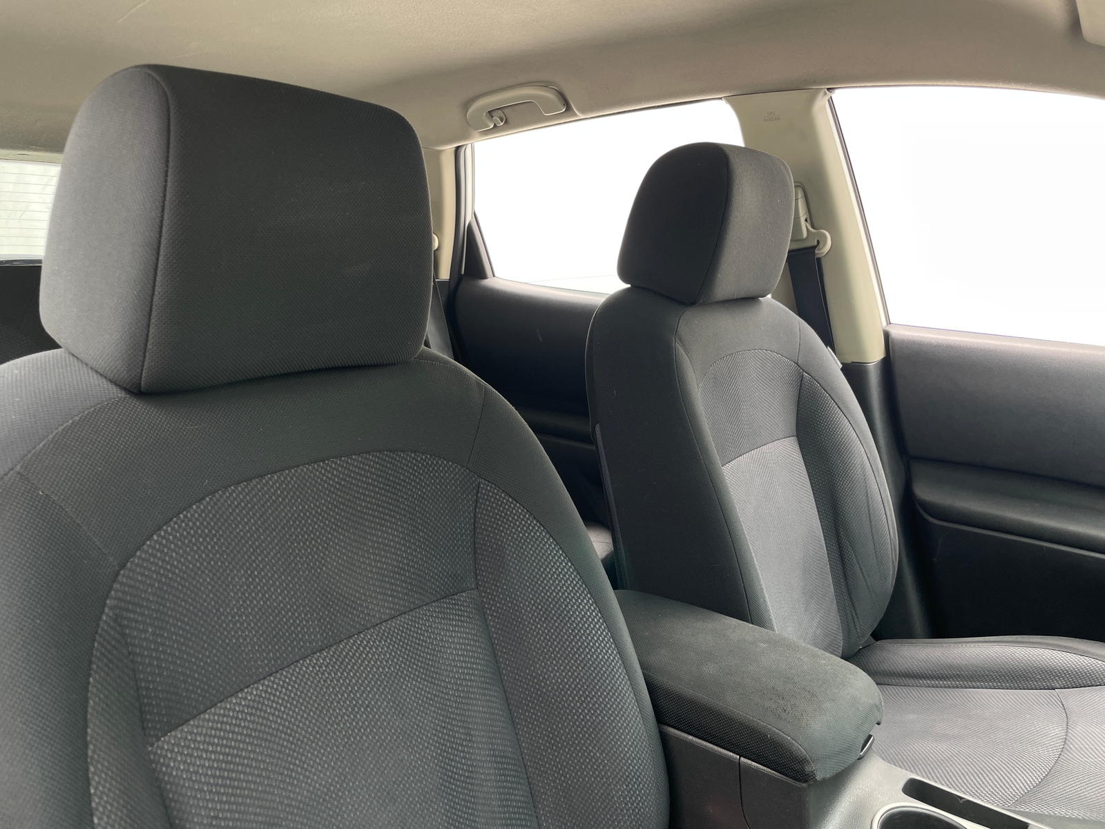 Thumbnail: 2015 Nissan Rogue - 2