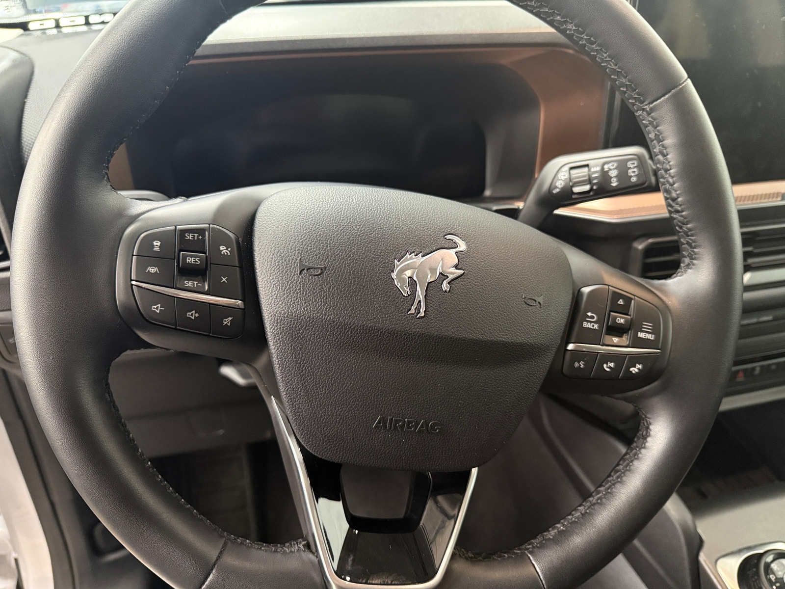 Thumbnail: 2025 Ford Bronco Sport - 4