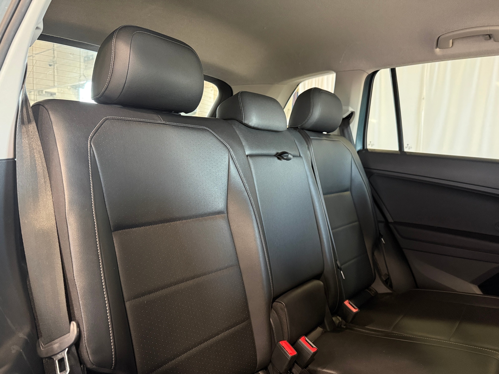 Thumbnail: 2019 Volkswagen Tiguan - 5