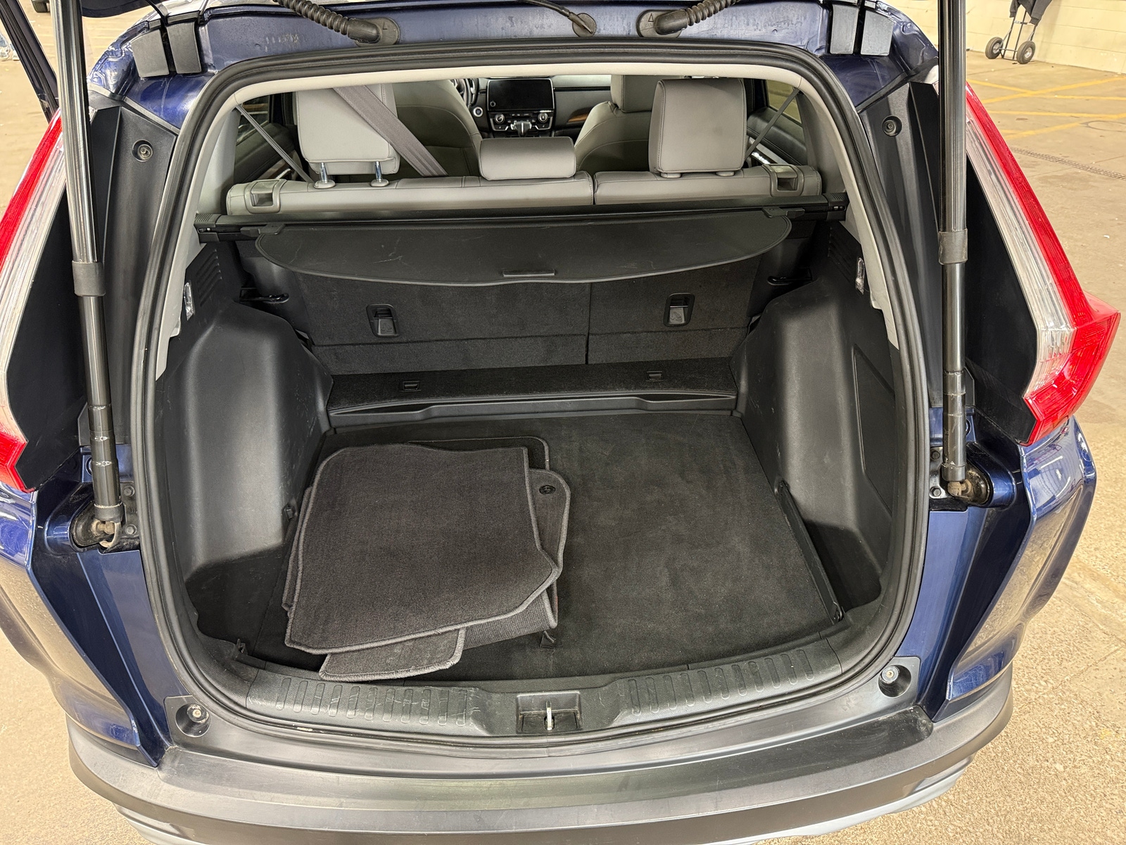 Thumbnail: 2019 Honda CR-V - 6