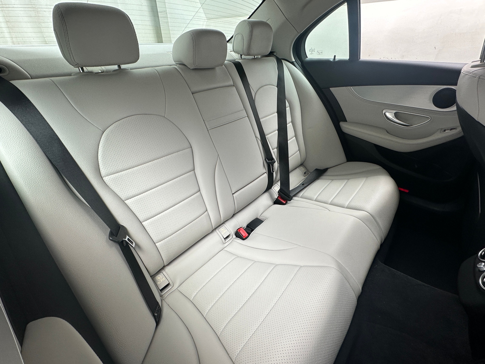 Thumbnail: 2016 Mercedes-Benz C-Class - 5