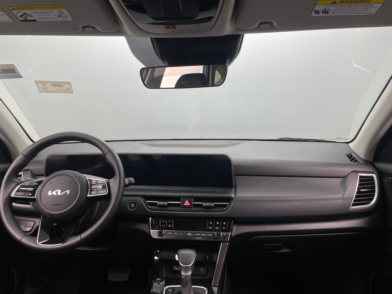 Thumbnail: 2024 Kia Seltos - 2