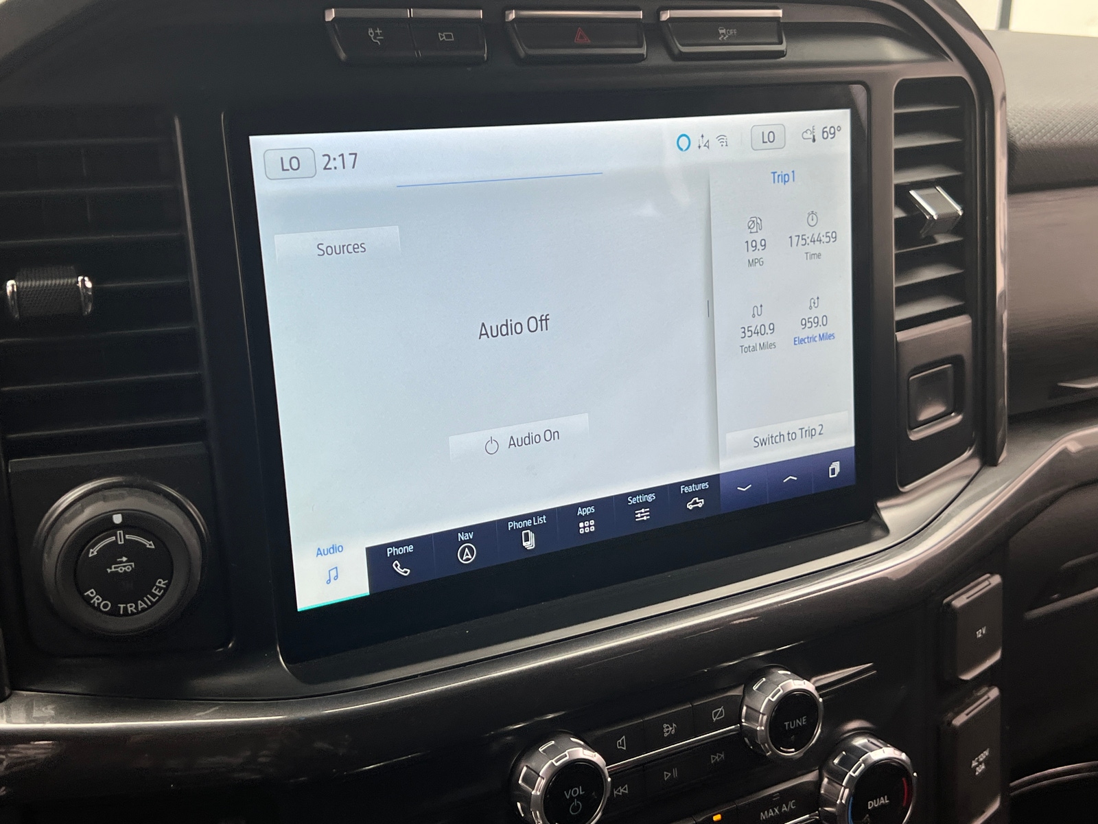 Thumbnail: 2022 Ford Econoline - 4