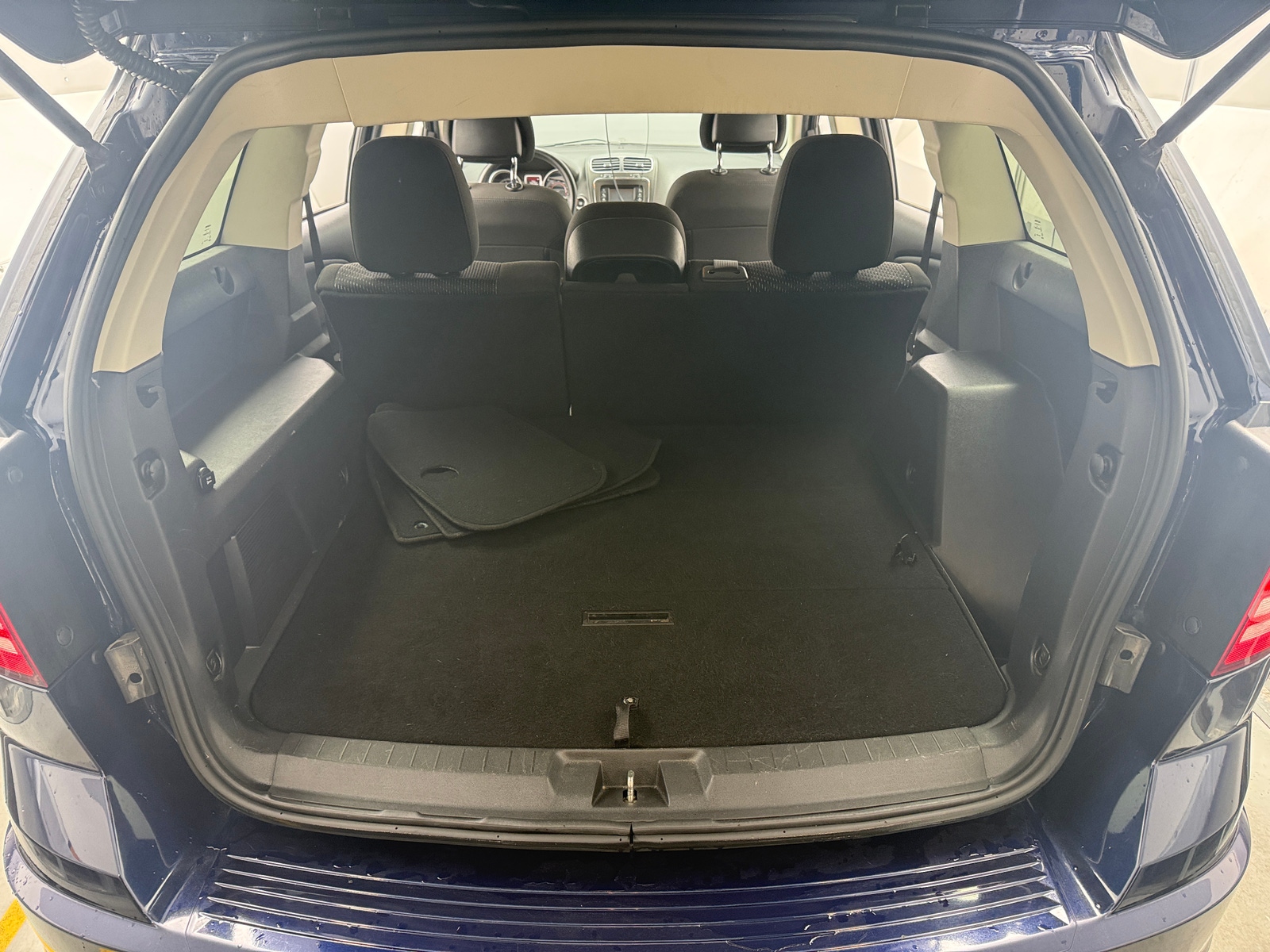 Thumbnail: 2017 Dodge Journey - 7