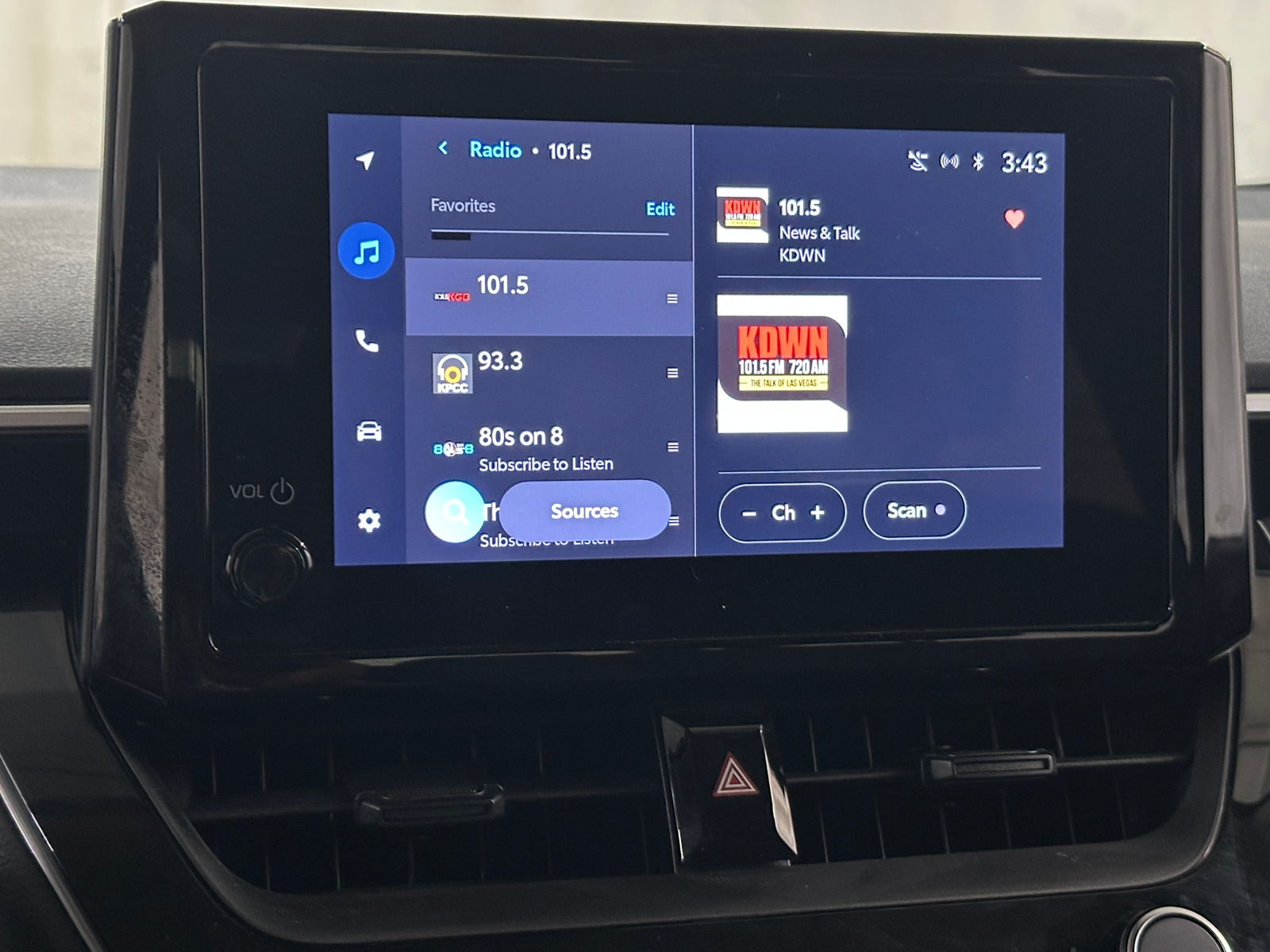 Thumbnail: 2024 Toyota Corolla - 4