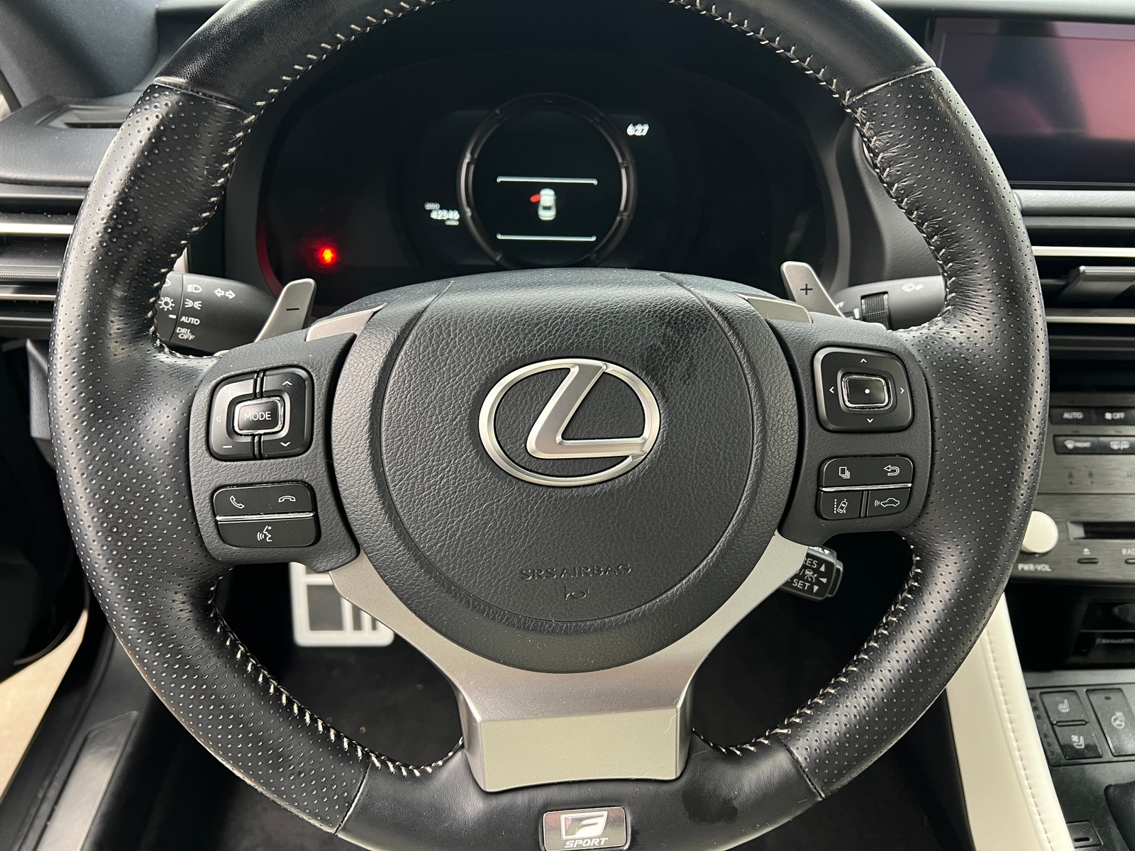 Thumbnail: 2022 Lexus RC - 3