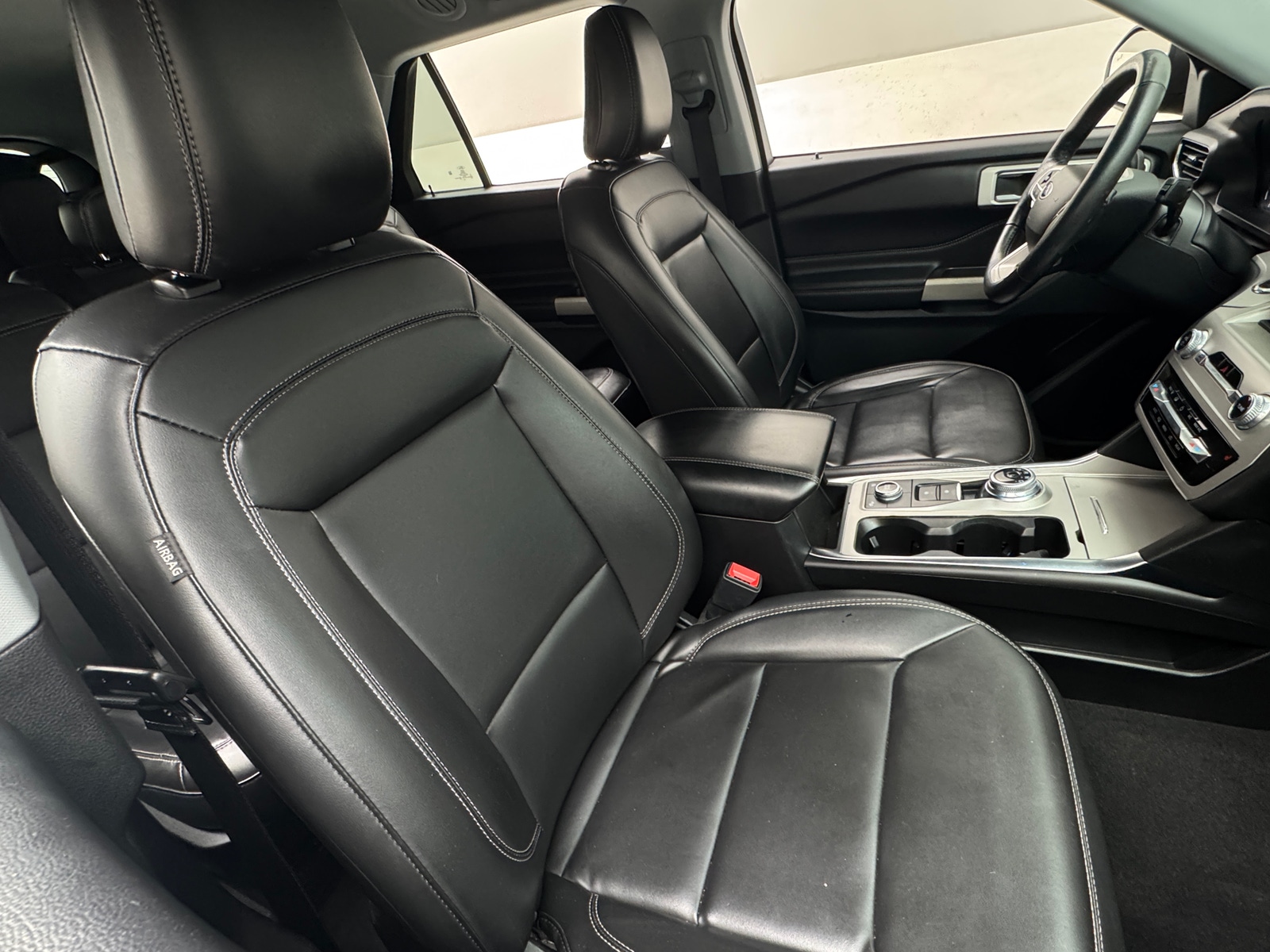 Thumbnail: 2022 Ford Explorer - 2