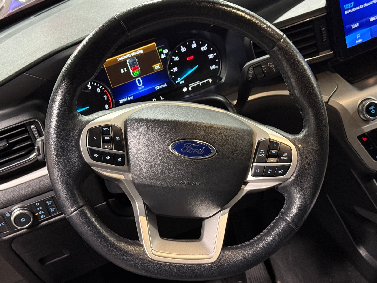 Thumbnail: 2022 Ford Explorer - 5