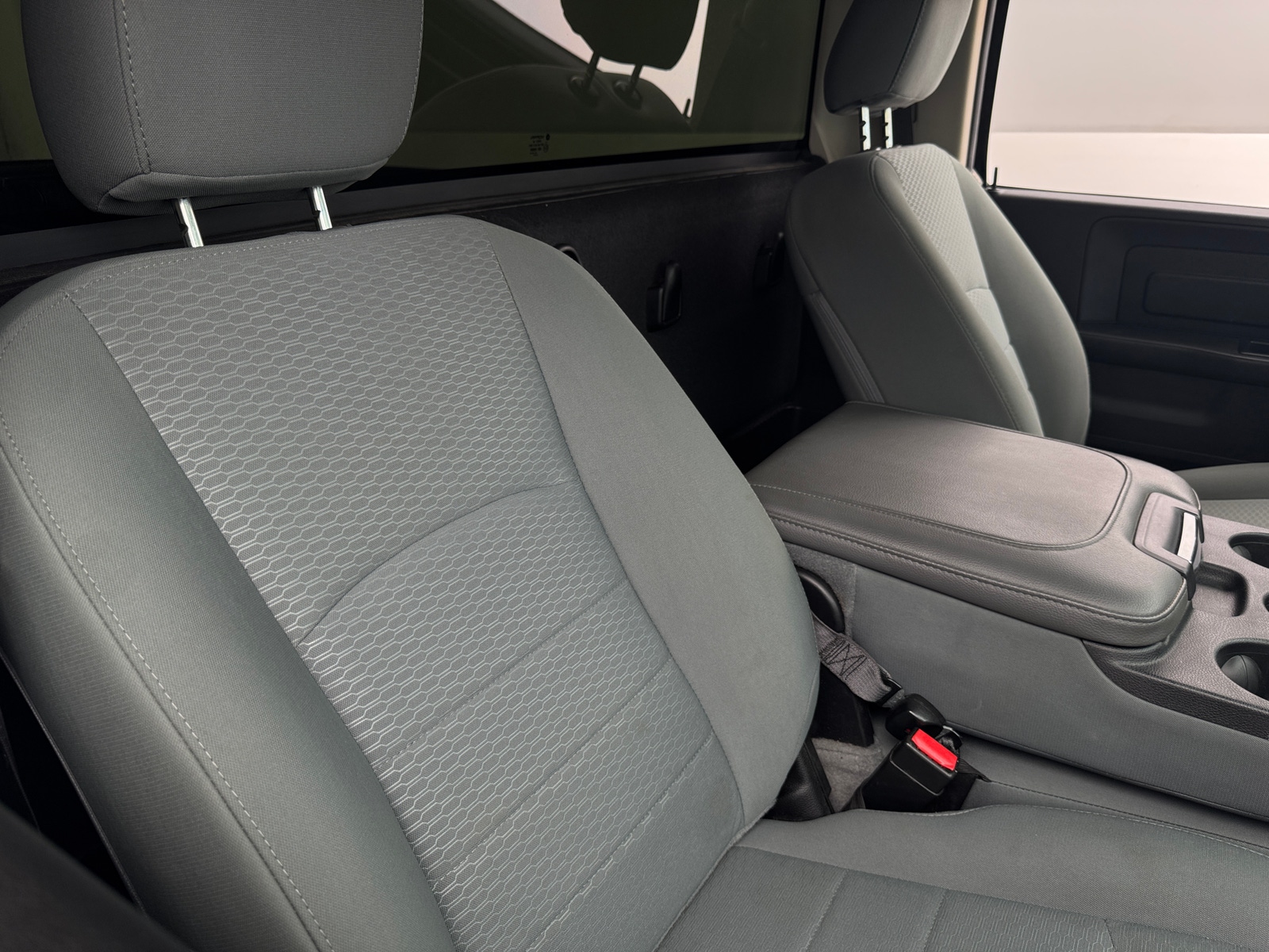 Thumbnail: 2019 RAM 1500 Classic - 2