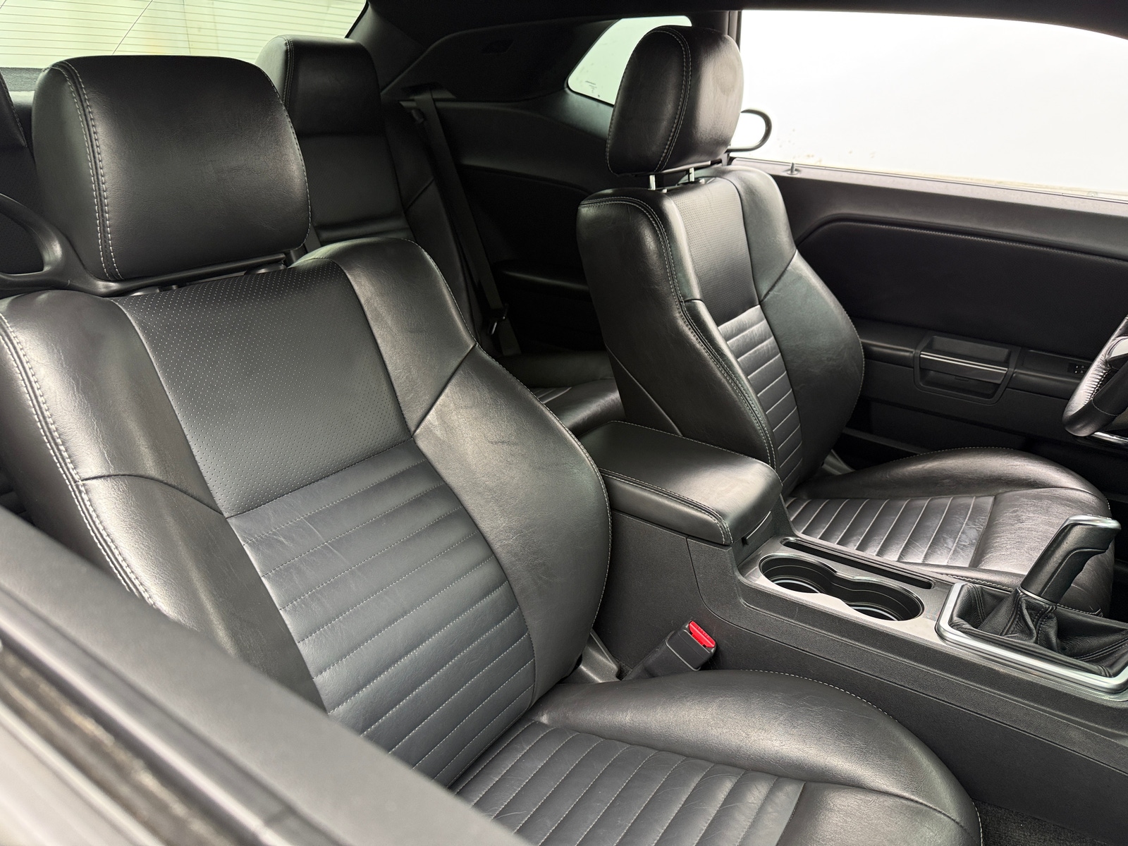 Thumbnail: 2010 Dodge Challenger - 2