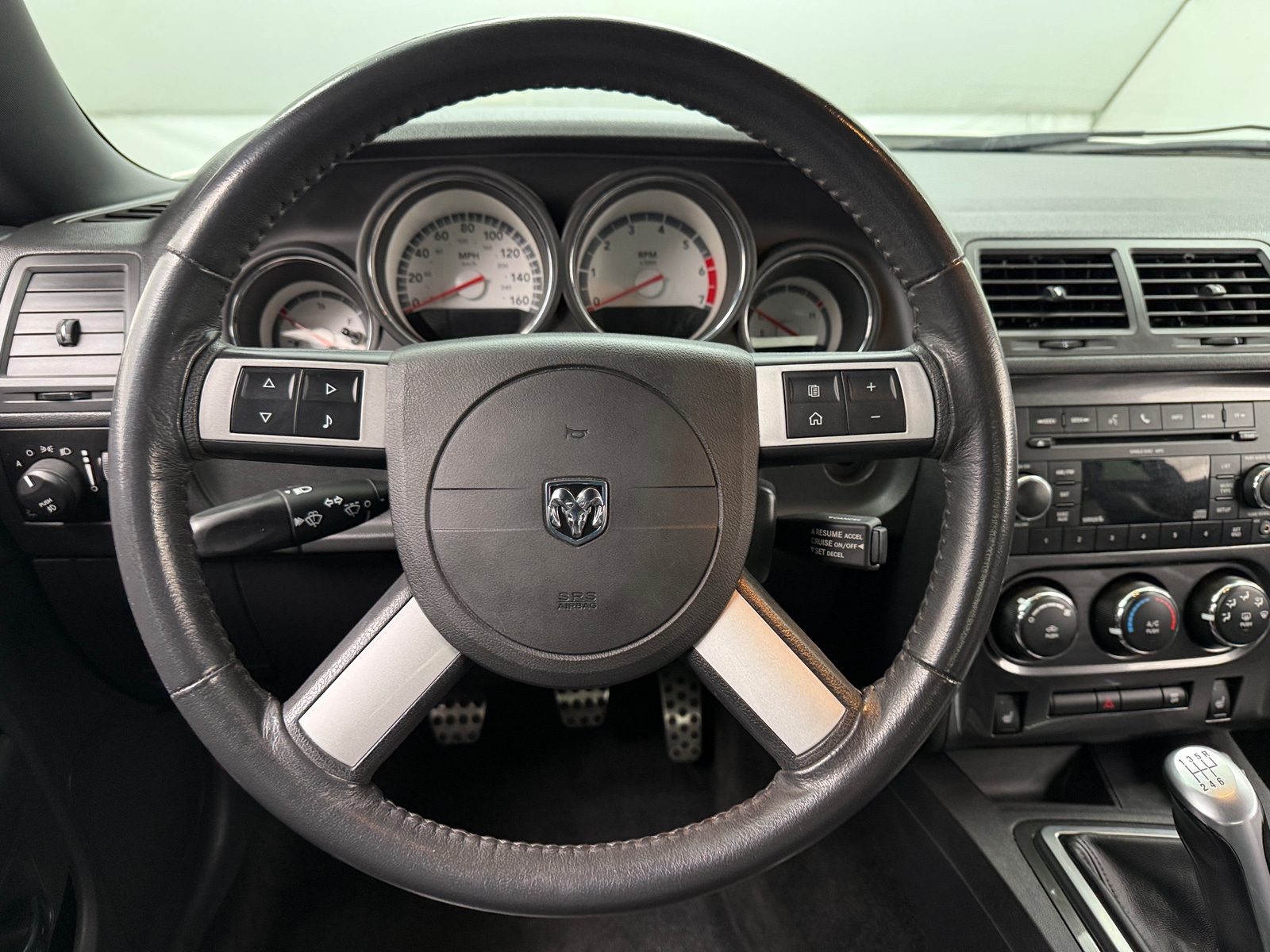 Thumbnail: 2010 Dodge Challenger - 4