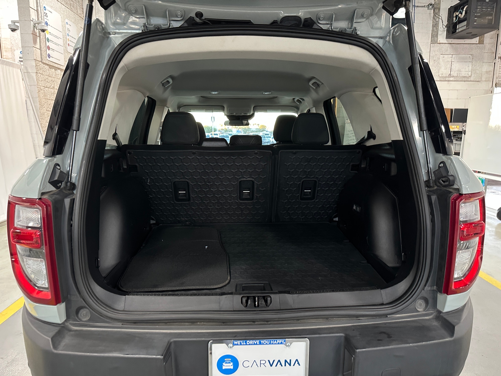 Thumbnail: 2023 Ford Bronco Sport - 7