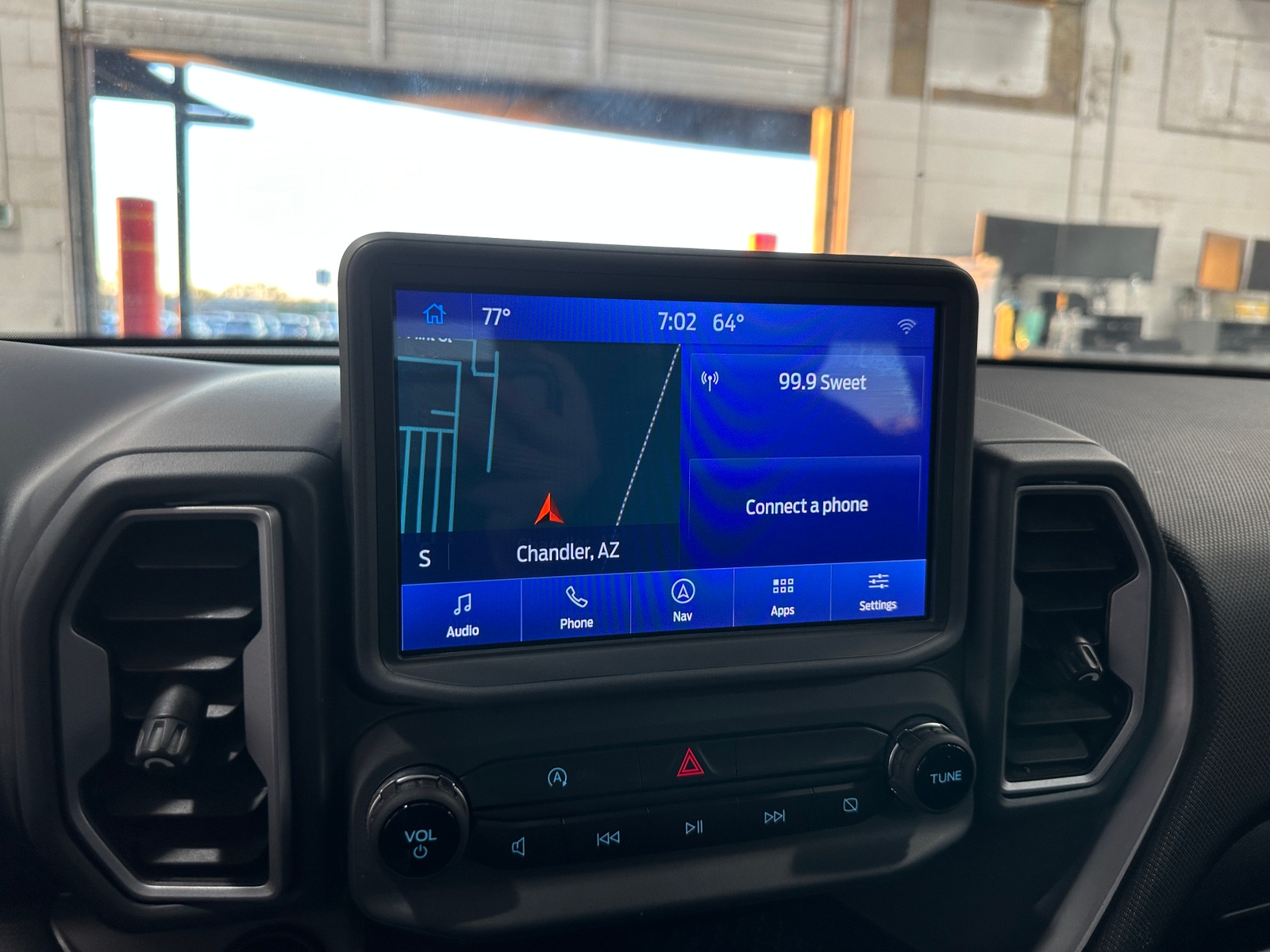 Thumbnail: 2023 Ford Bronco Sport - 4