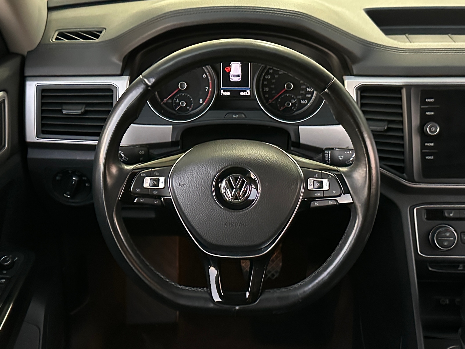 Thumbnail: 2019 Volkswagen Atlas - 4