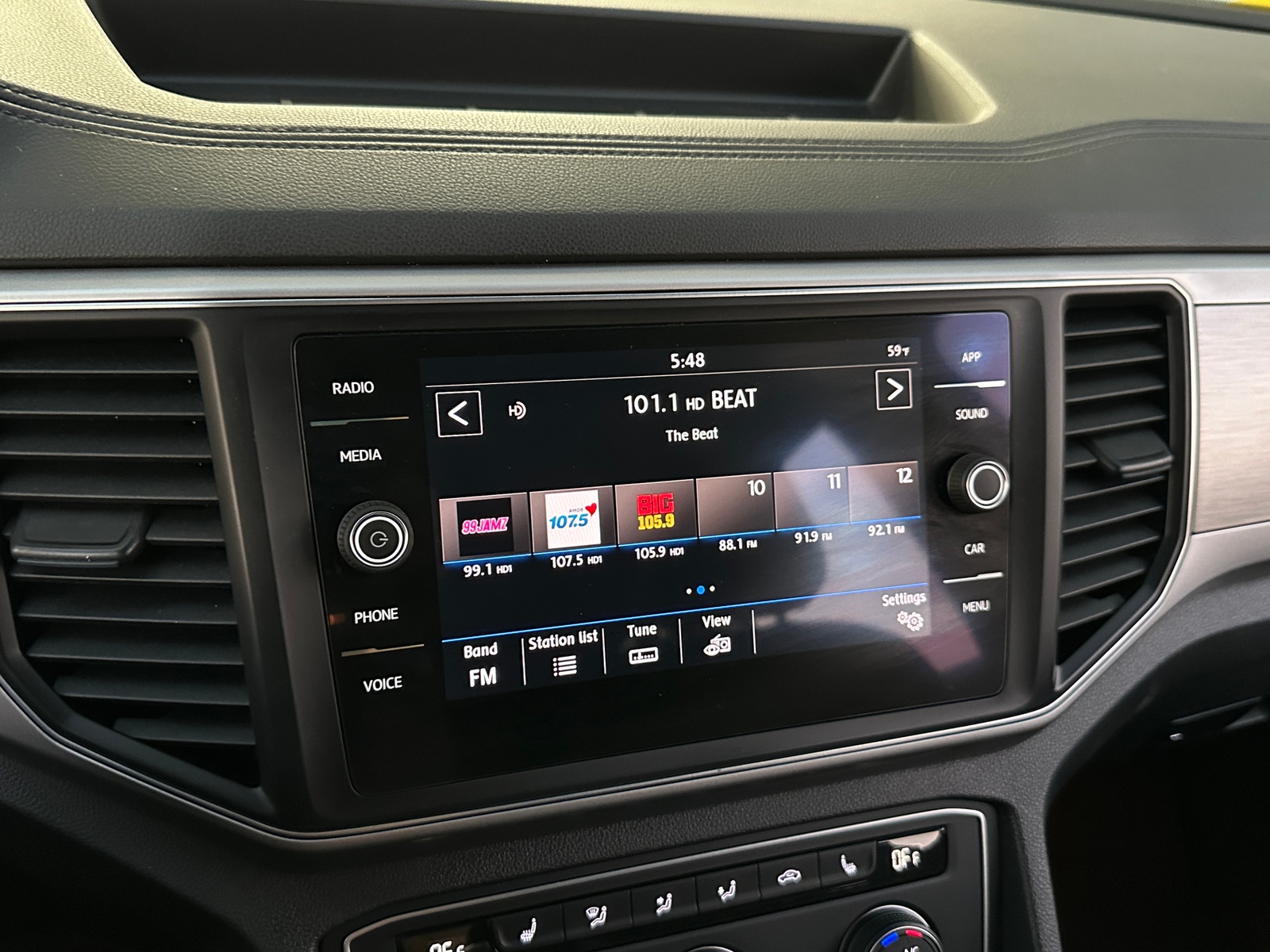 Thumbnail: 2019 Volkswagen Atlas - 3