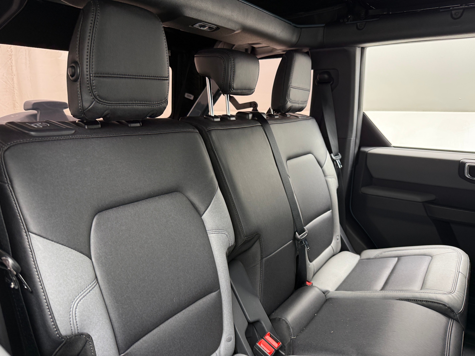 Thumbnail: 2023 Ford Bronco - 6