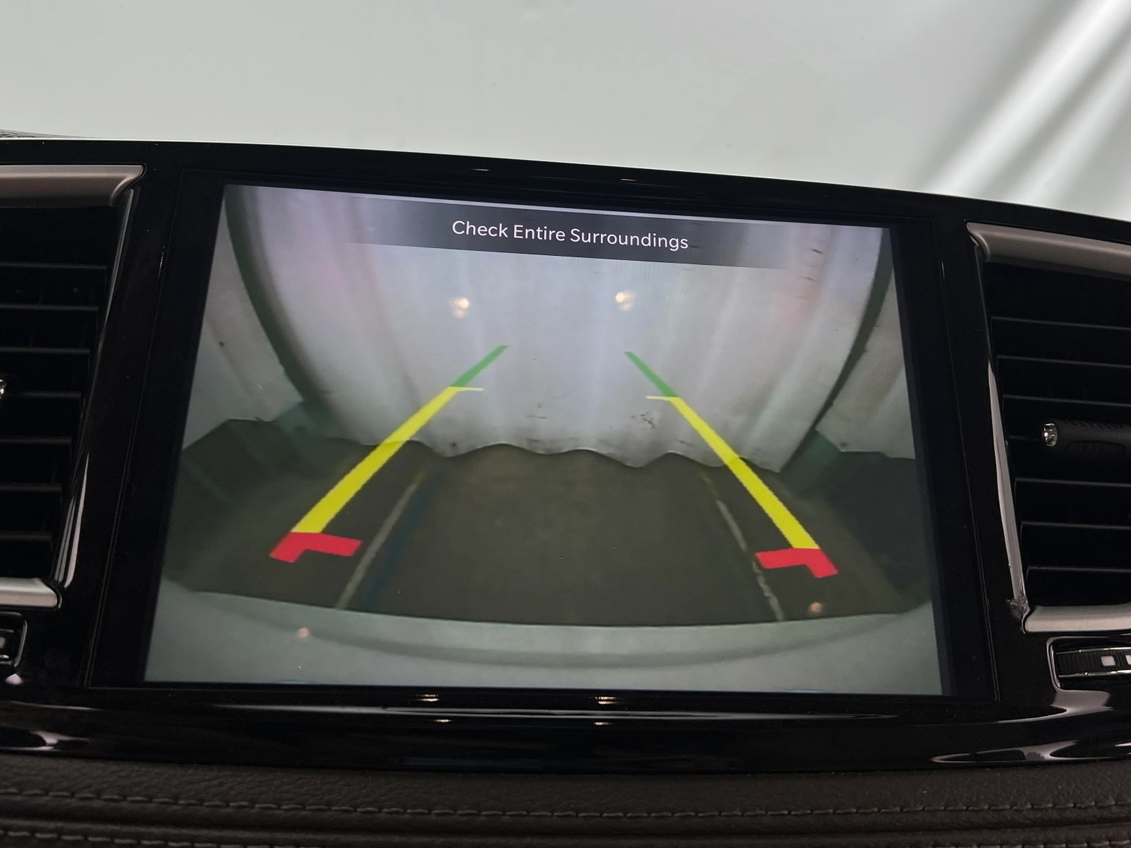 Thumbnail: 2021 Chrysler Pacifica - 3