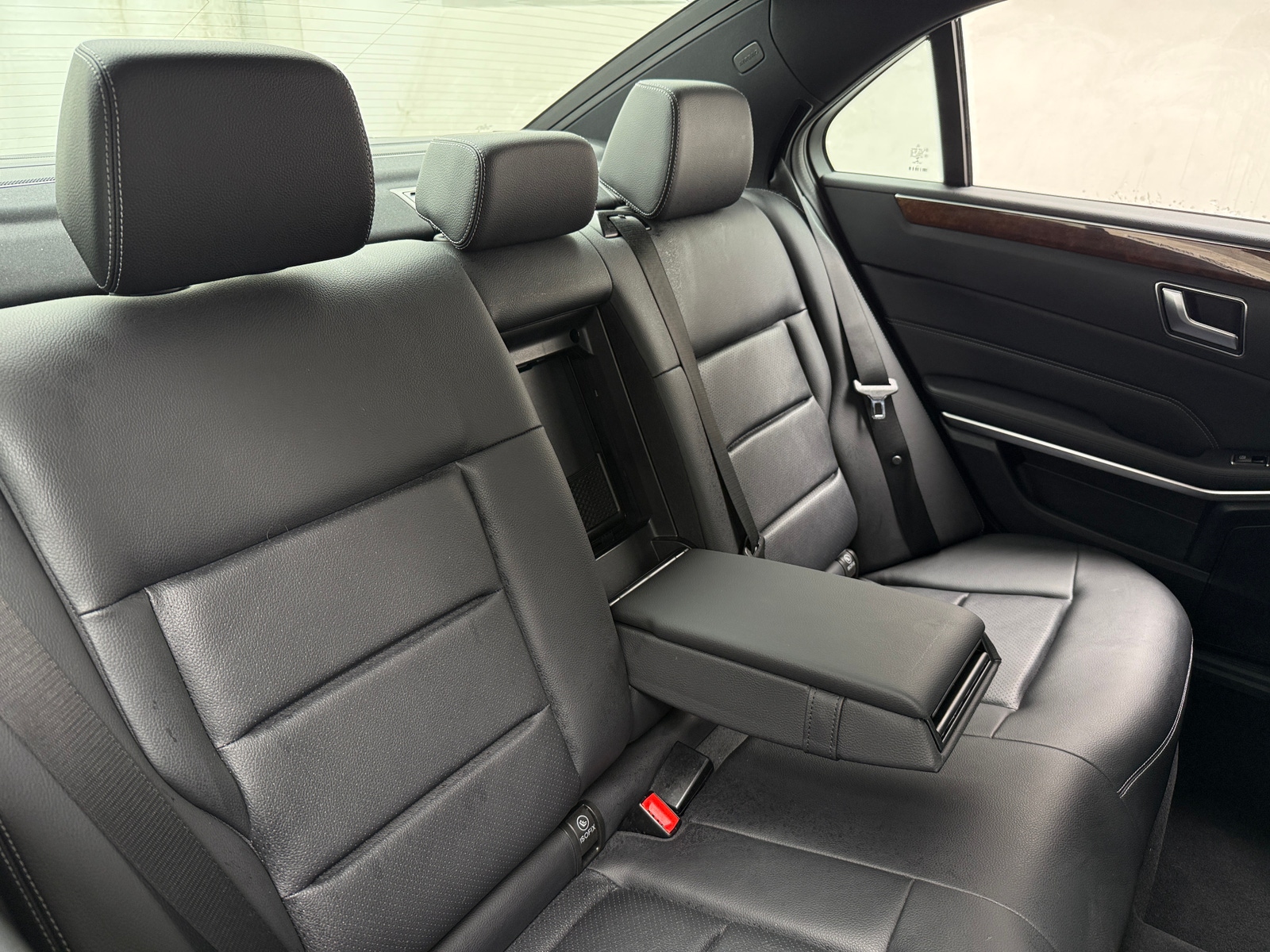 Thumbnail: 2014 Mercedes-Benz E-Class - 5