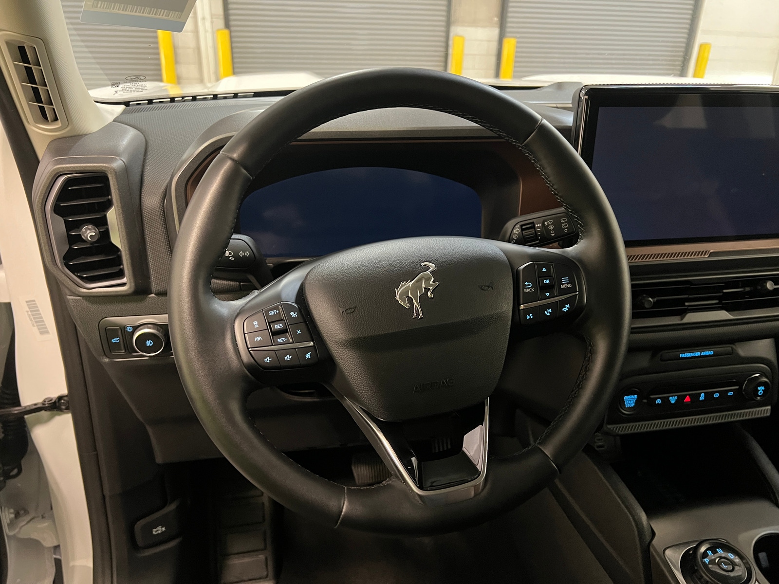 Thumbnail: 2025 Ford Bronco Sport - 4