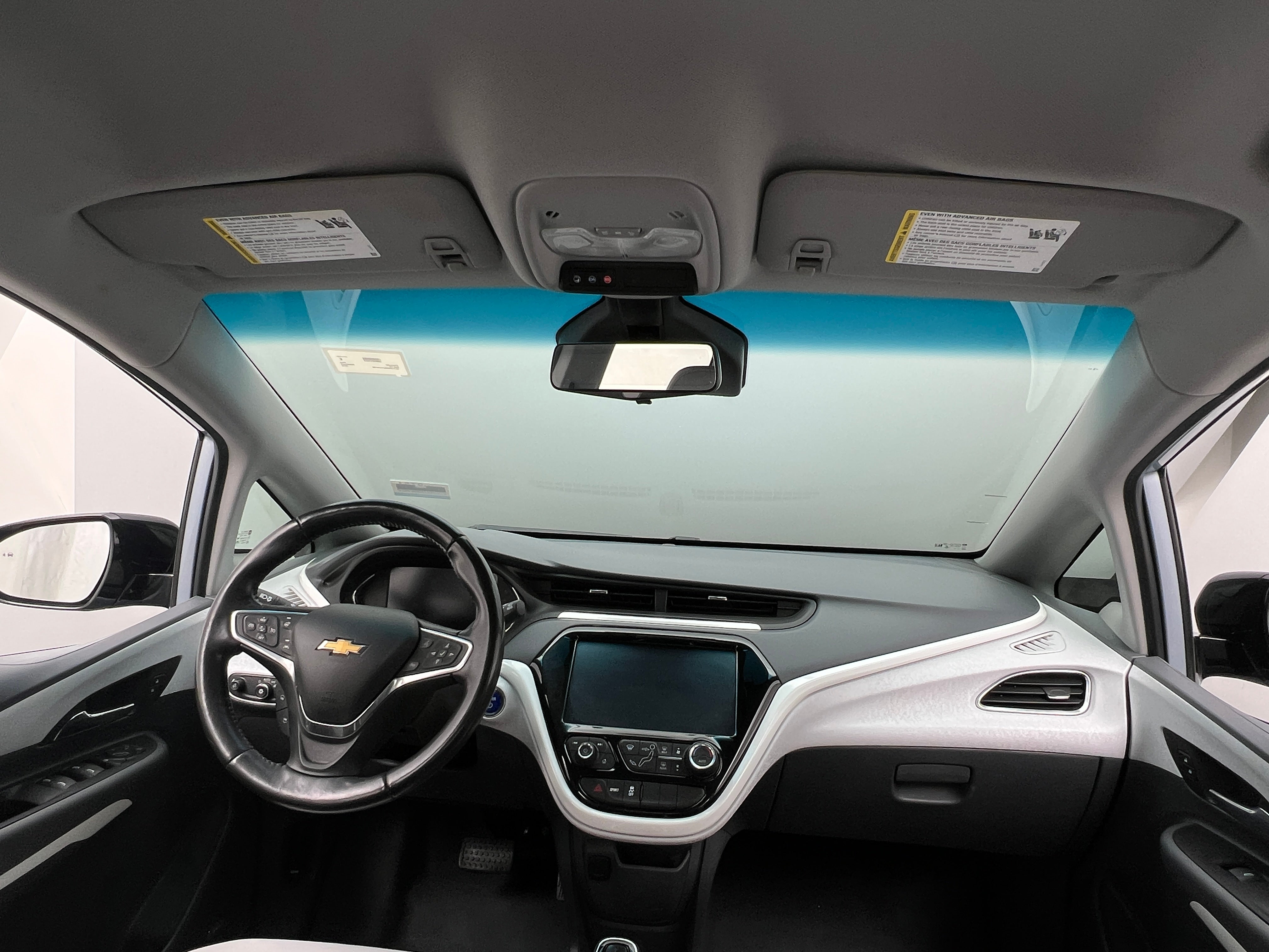 Used 2018 Chevrolet Bolt EV Premier with VIN 1G1FX6S05J4120708 for sale in Oak Creek, WI