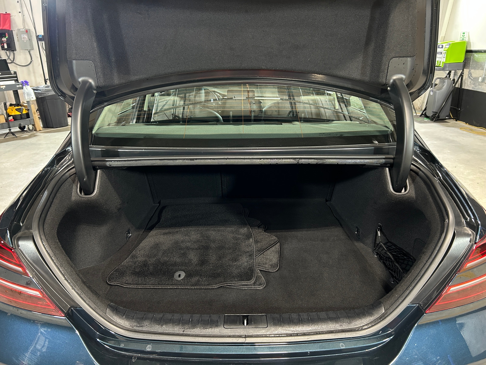 Thumbnail: 2025 Genesis G70 - 6