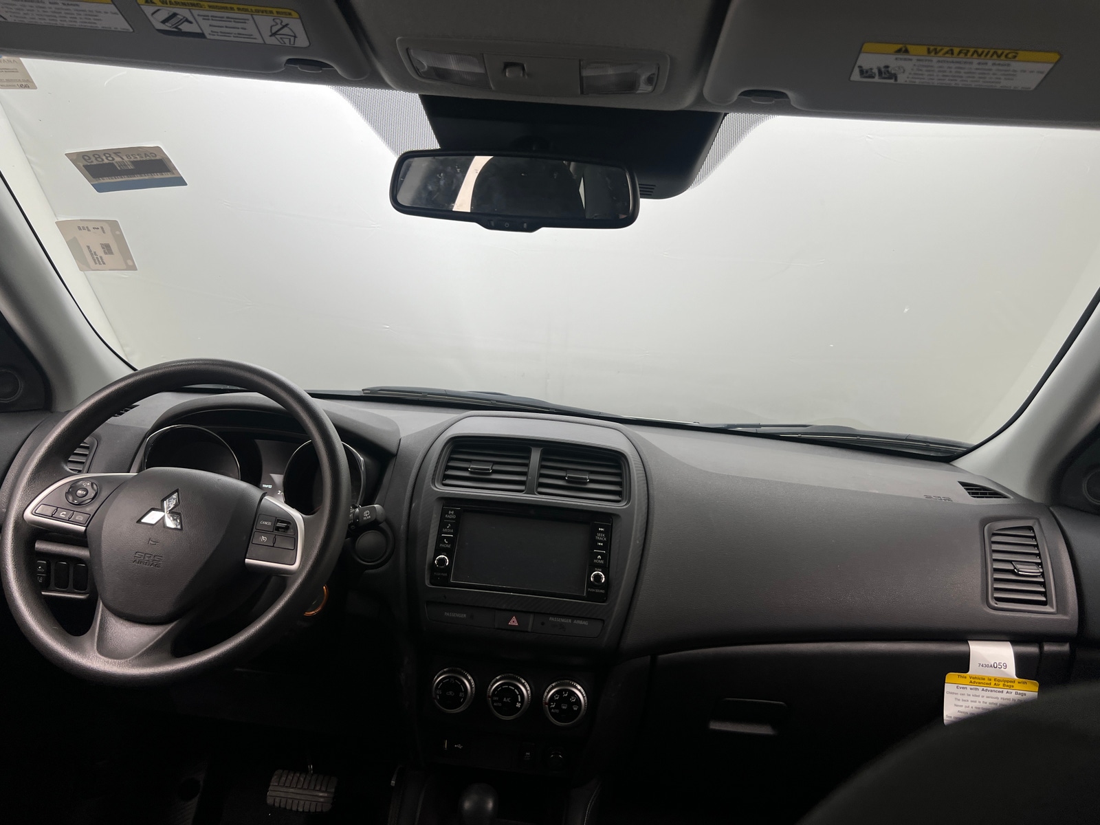 Thumbnail: 2024 Mitsubishi Outlander Sport - 3