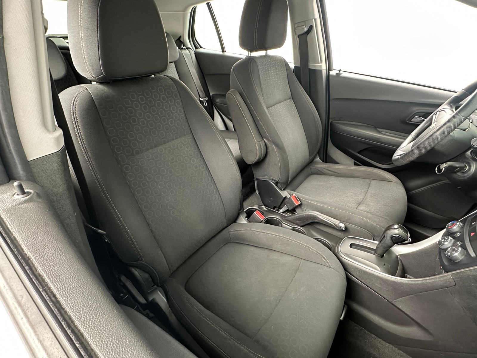 Thumbnail: 2018 Chevrolet Trax - 2