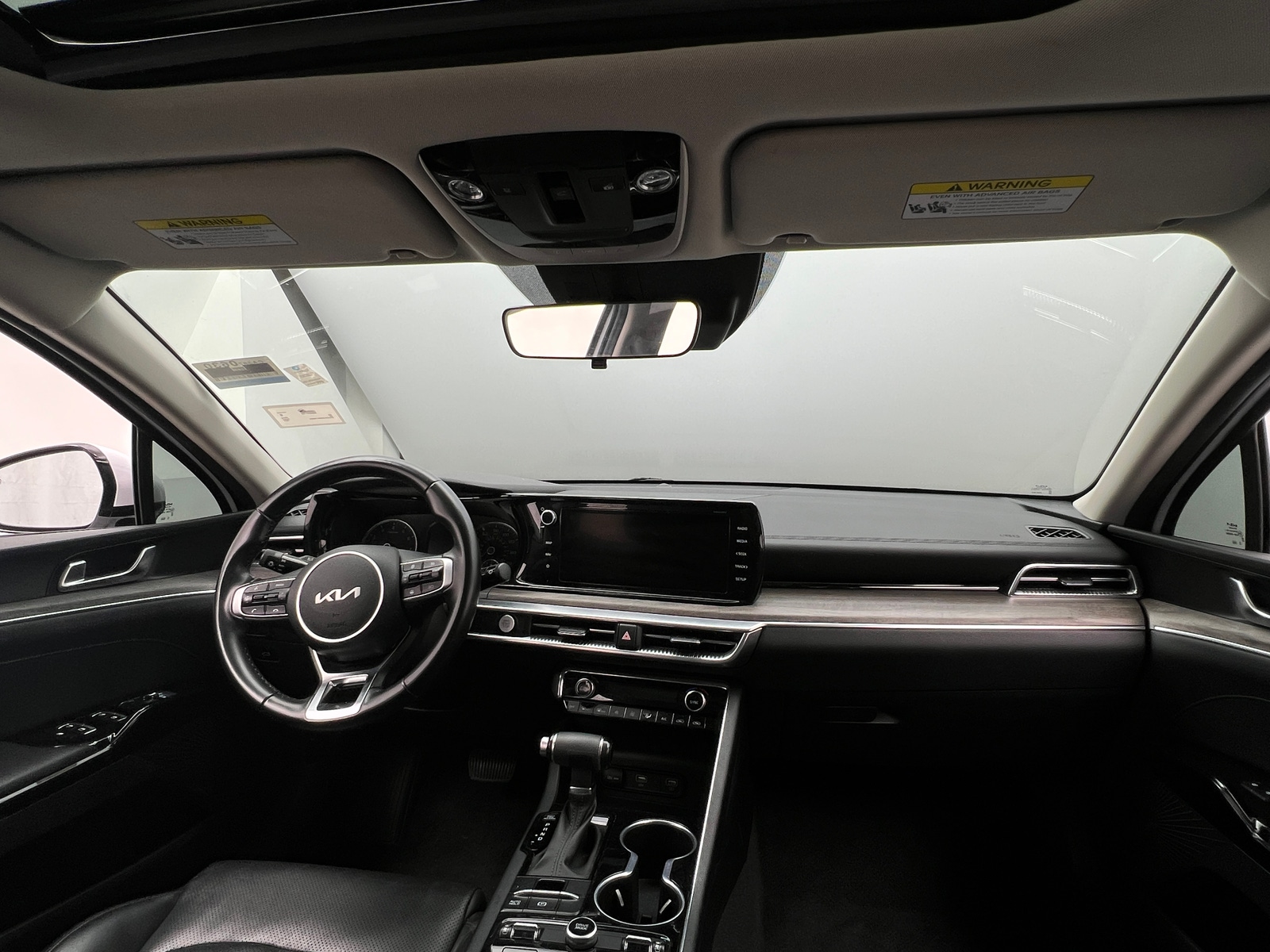 Thumbnail: 2022 Kia K5 - 2