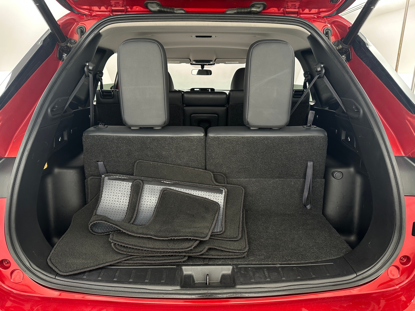 Thumbnail: 2024 Mitsubishi Outlander - 6