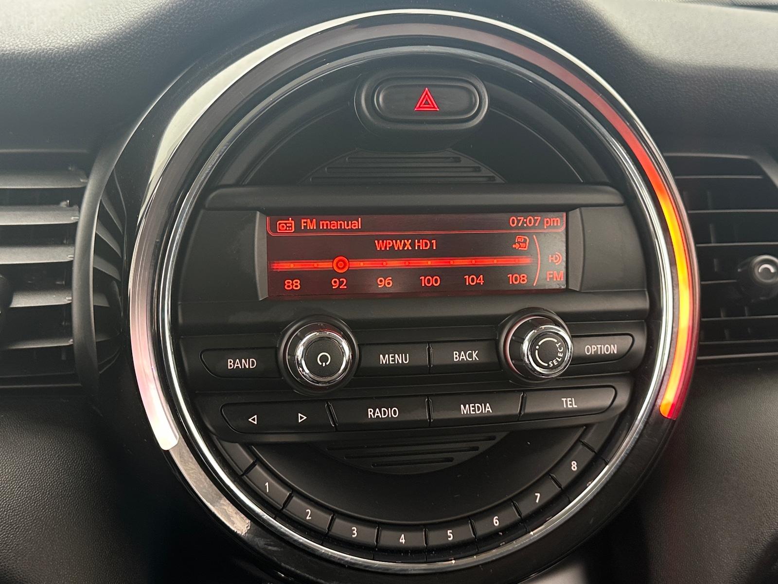 Thumbnail: 2015 MINI Cooper Hardtop - 3