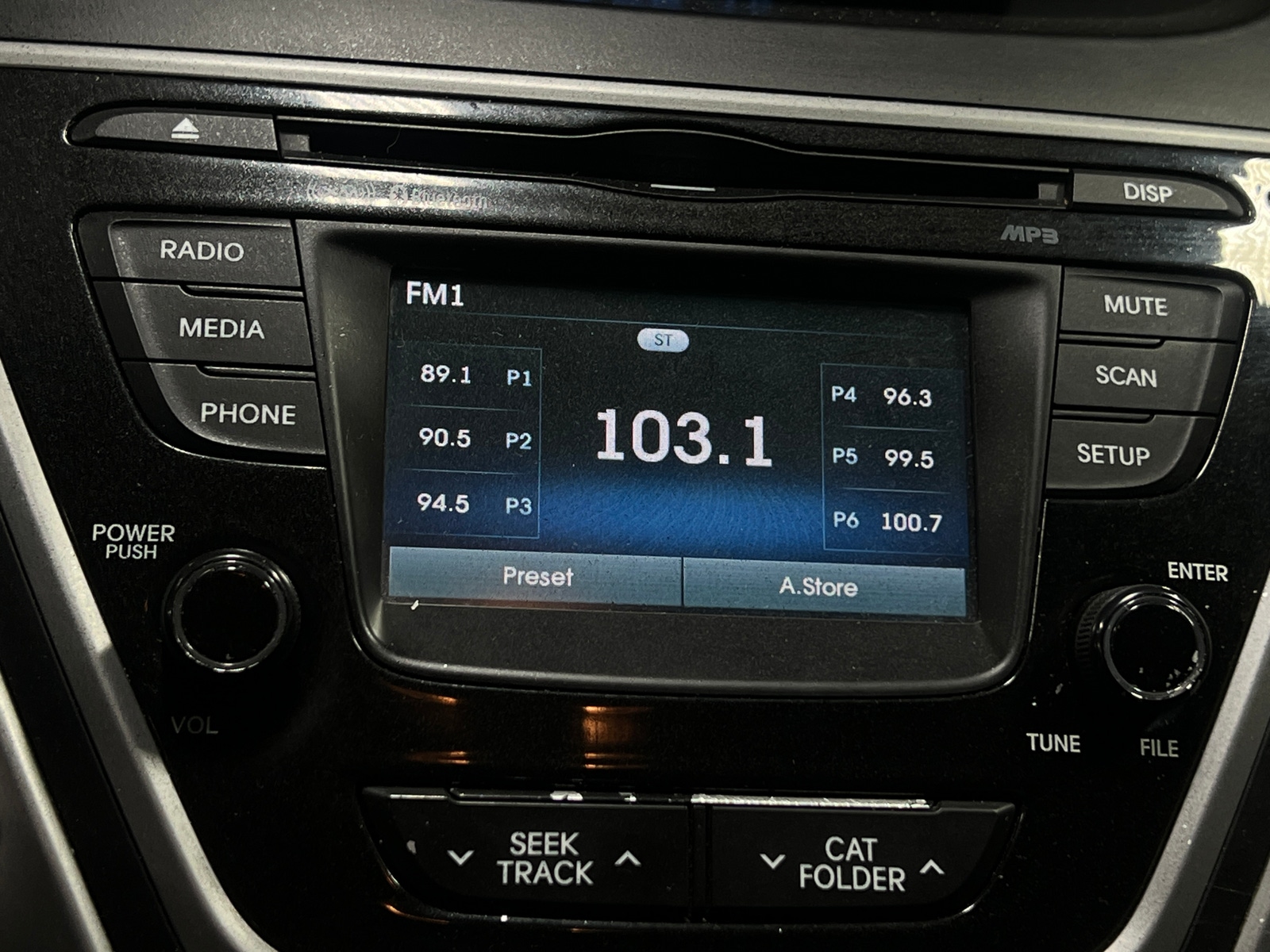 Thumbnail: 2015 Hyundai Elantra - 3