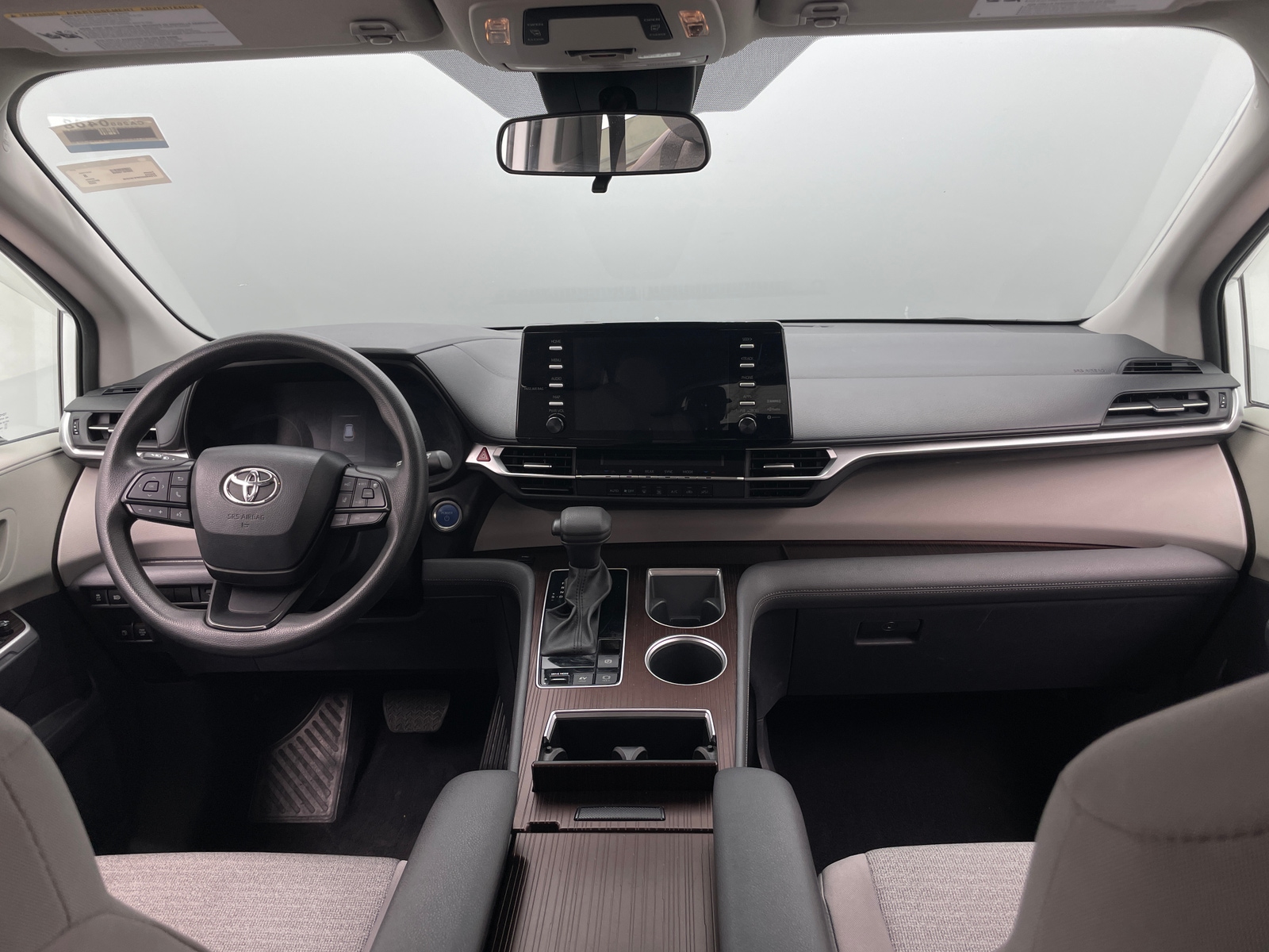 Thumbnail: 2023 Toyota Sienna - 3