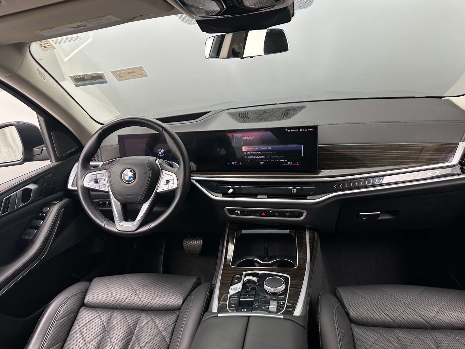 Thumbnail: 2023 BMW X7 - 2
