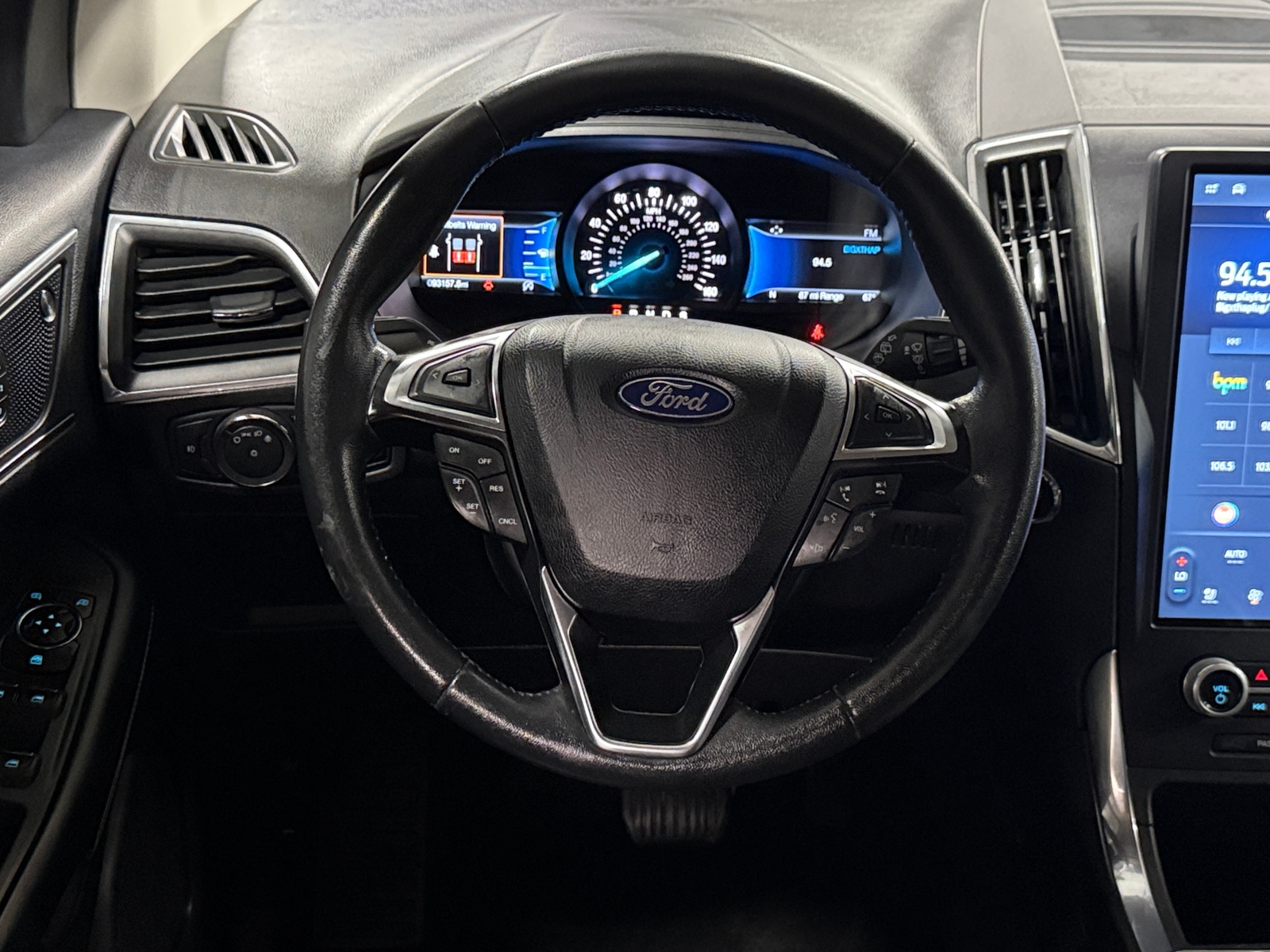 Thumbnail: 2022 Ford Edge - 4