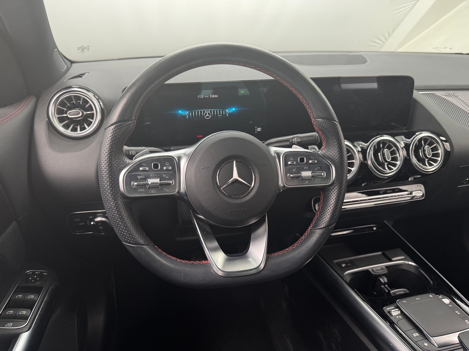 Thumbnail: 2022 Mercedes-Benz GLA - 4