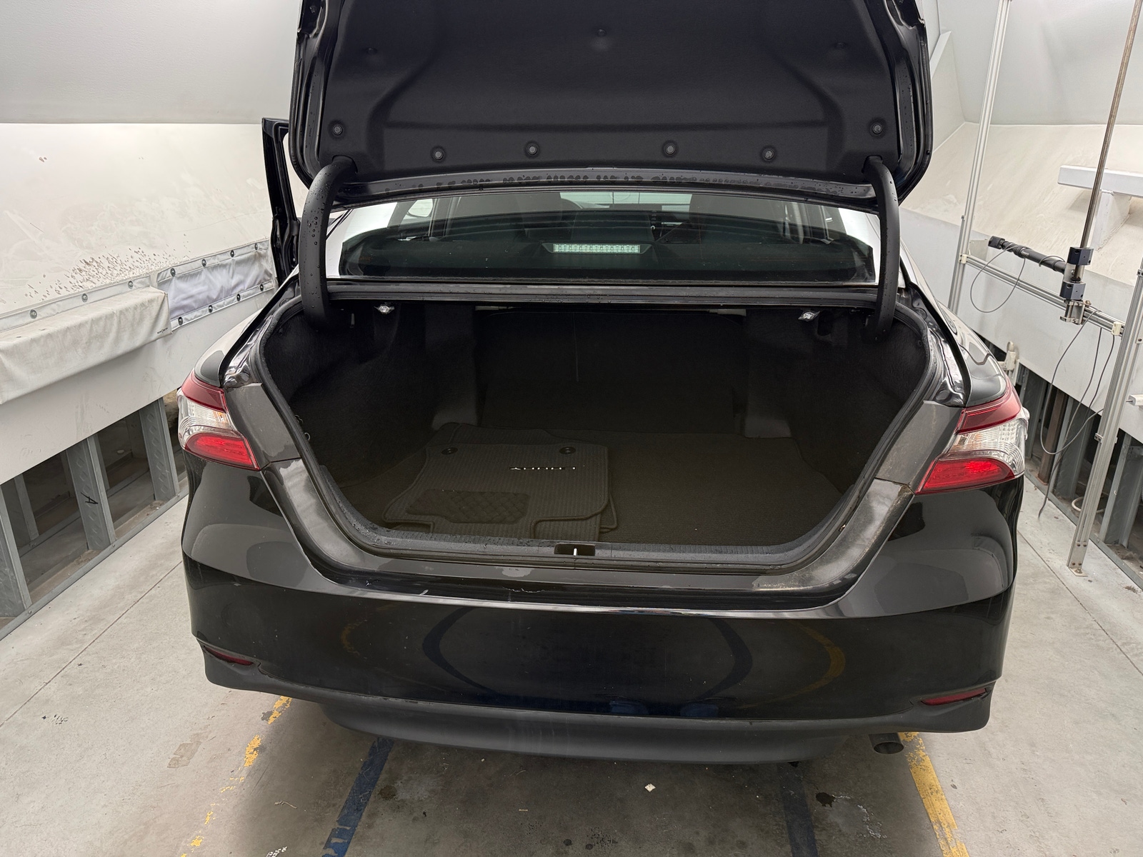 Thumbnail: 2023 Toyota Camry - 7