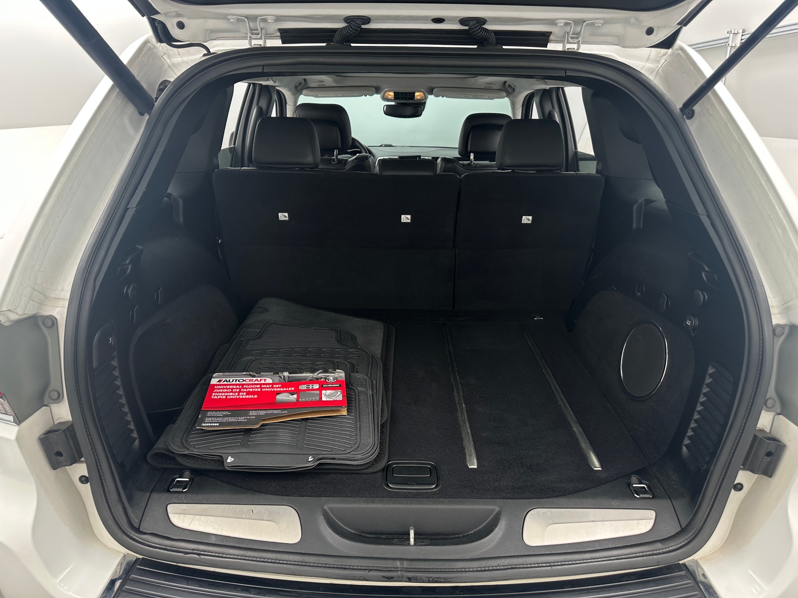 Thumbnail: 2017 Jeep Grand Cherokee - 7