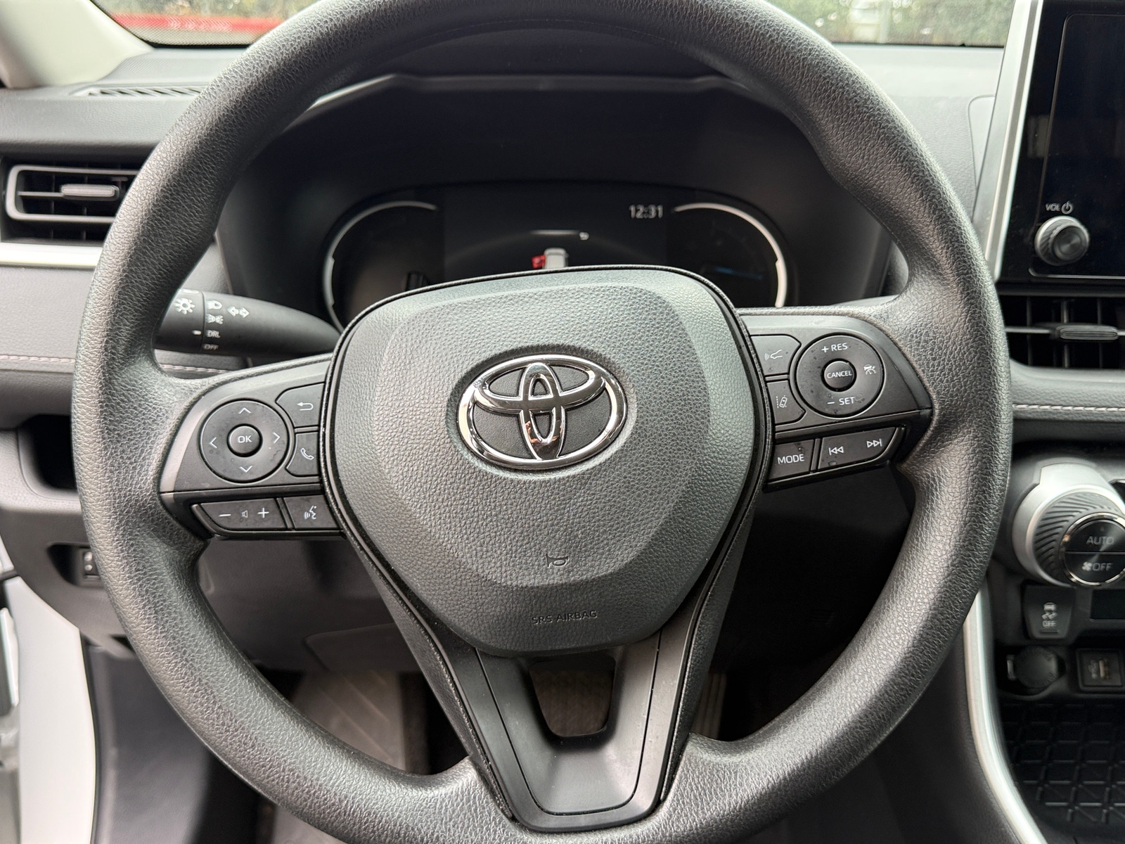 Thumbnail: 2025 Toyota RAV4 - 5