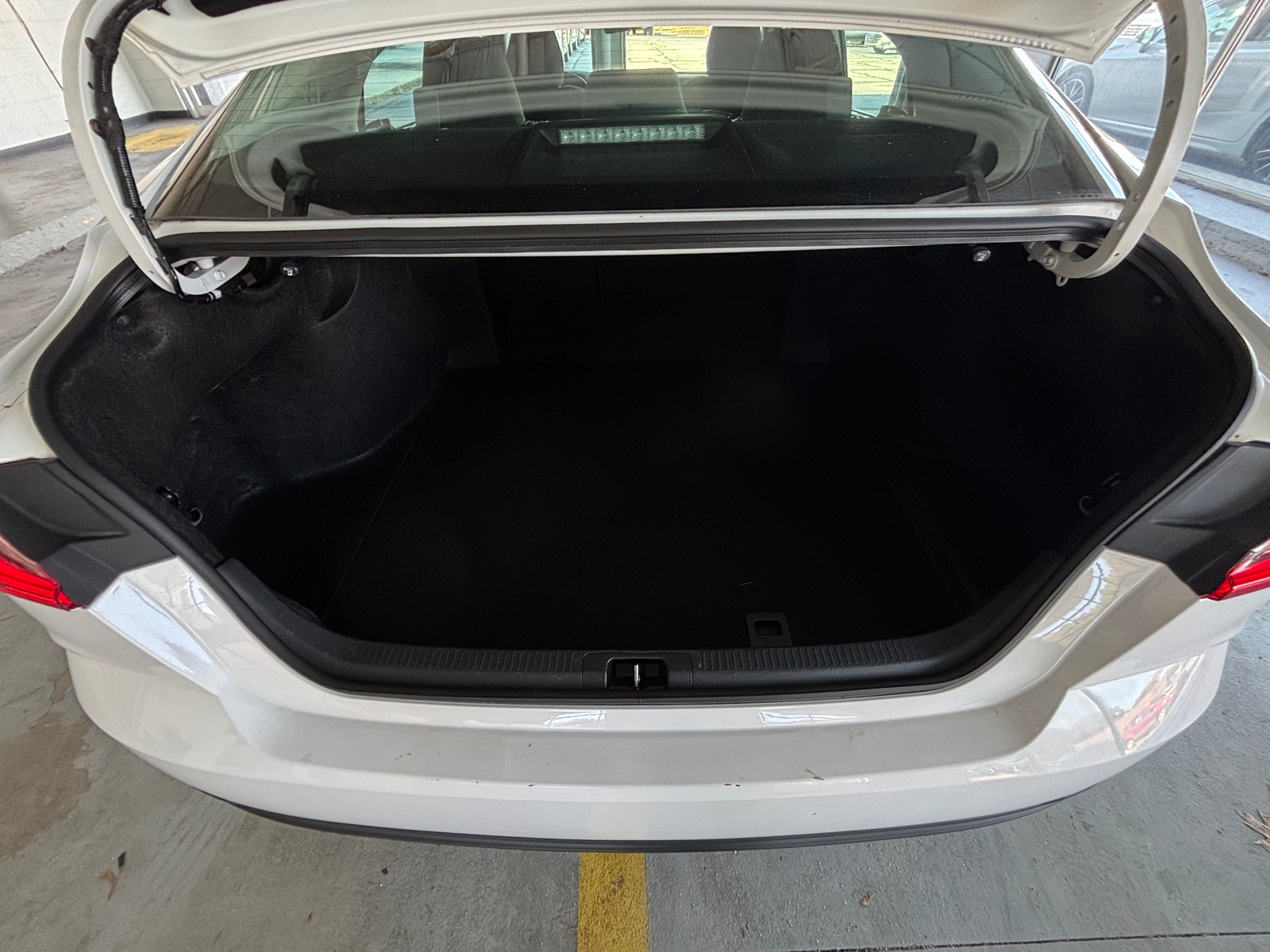 Thumbnail: 2025 Toyota Camry - 6